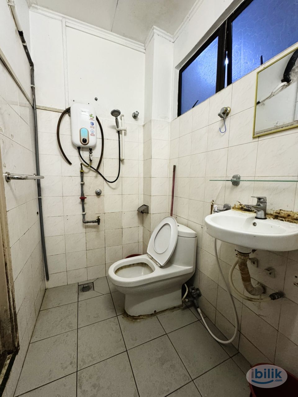 Image 4 of Zero deposit Fully furnish Middle Room at Bandar Utama, Petaling Jaya - Room rental in 