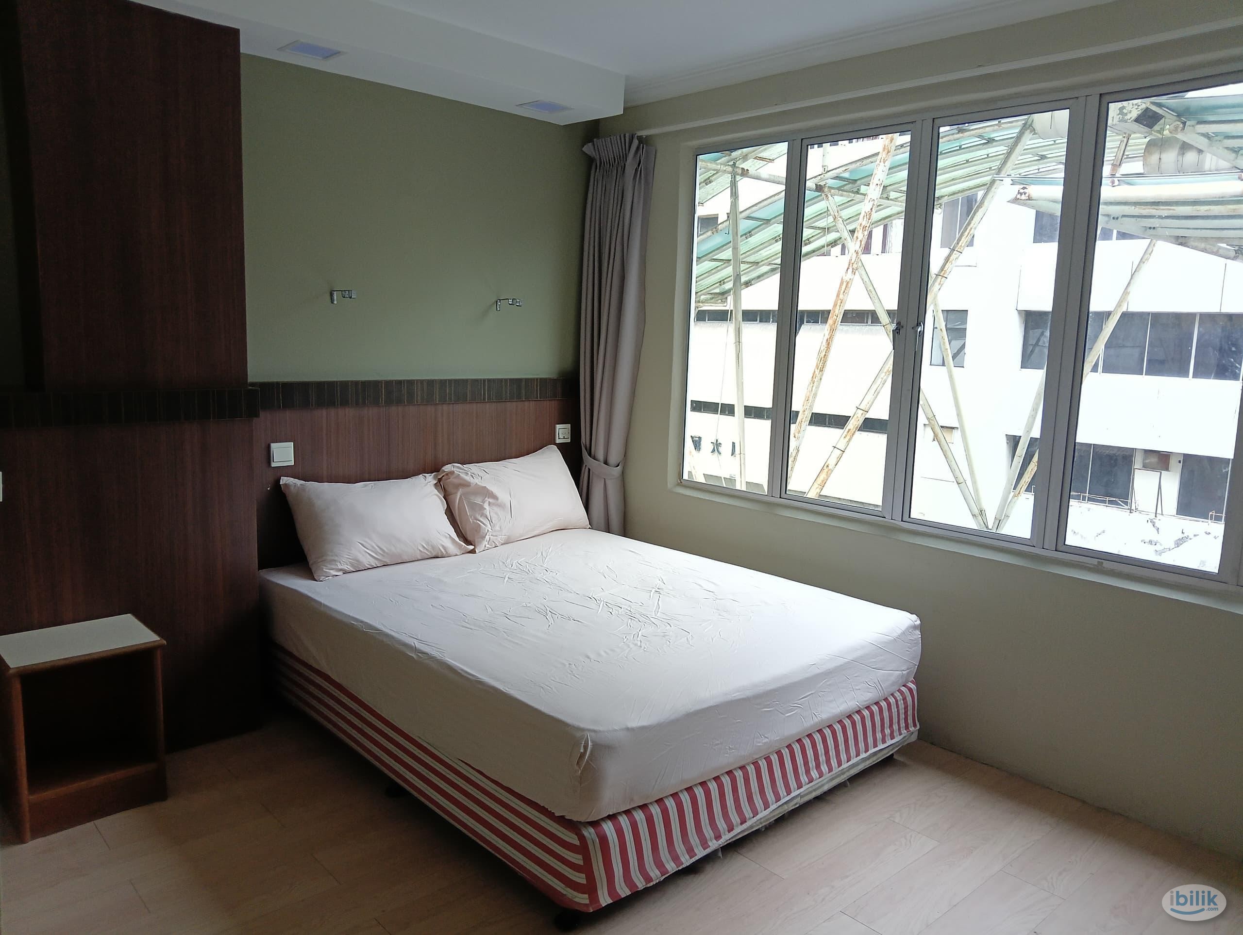 Image 3 of 🤩ZERO DEPOSIT ✅ Master Room with Private Toilet @ Petaling Street, - Room rental in 