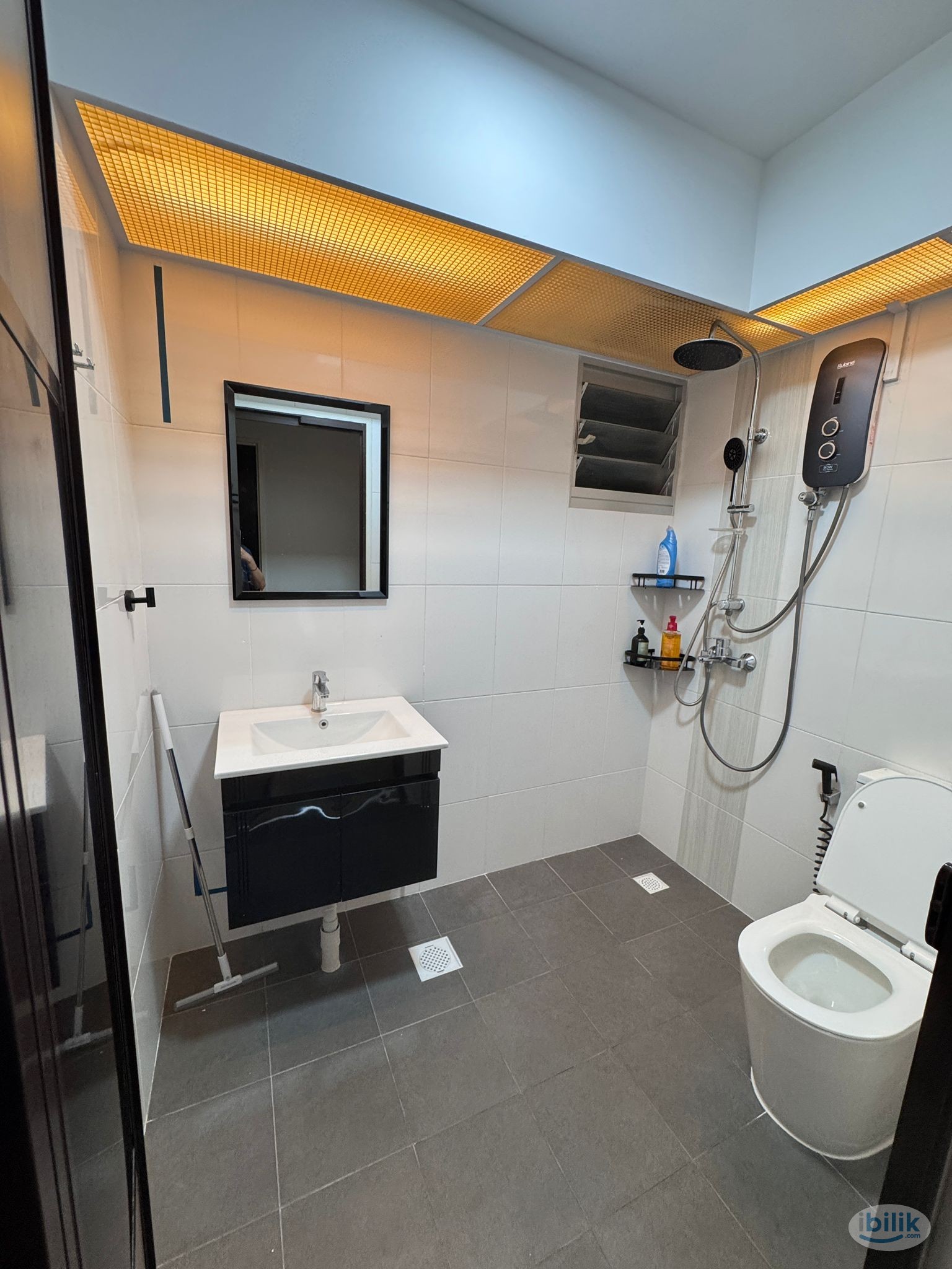 Image 5 of Single Room at Woodlands, Singapore - Room rental in 