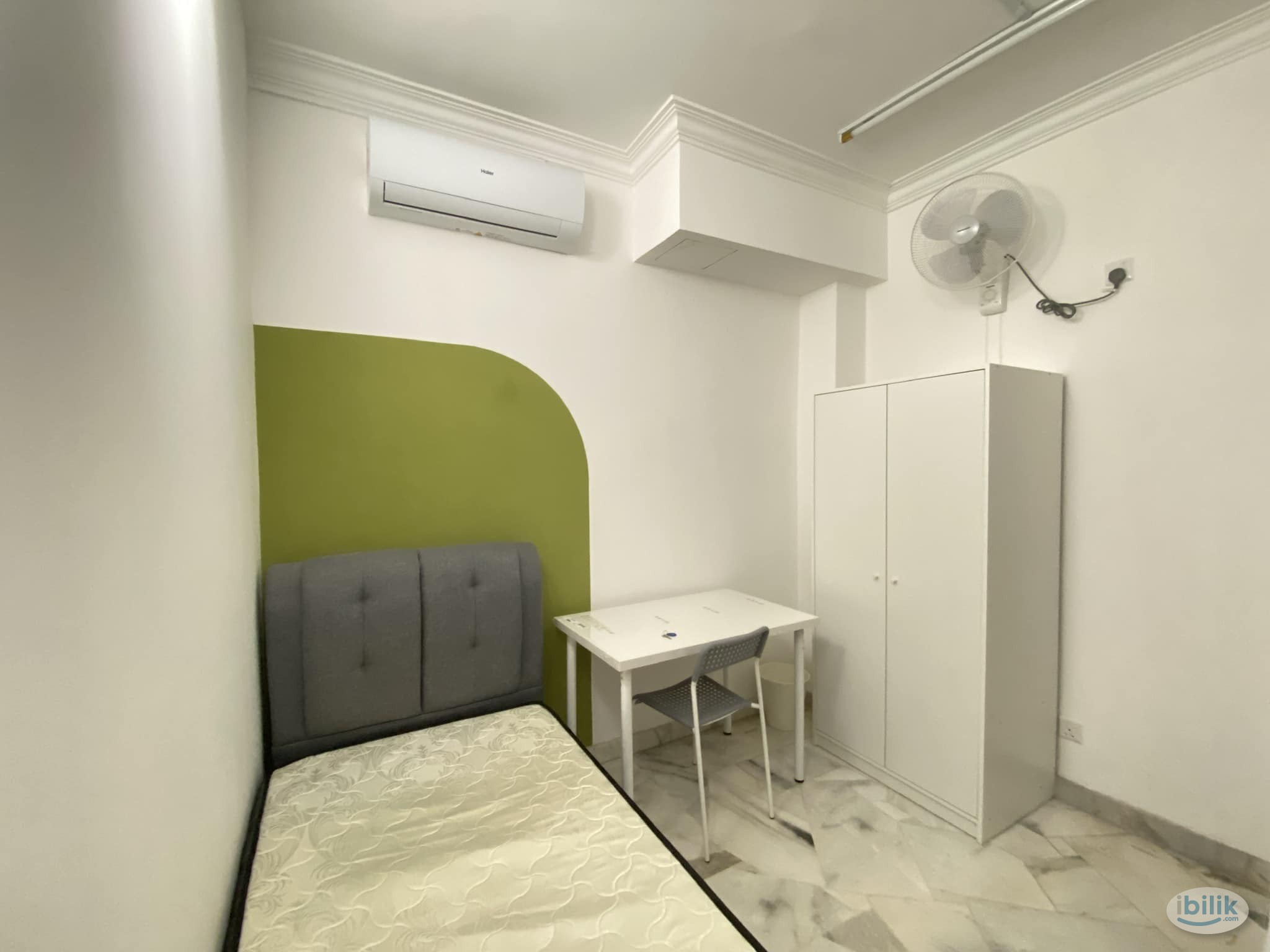 Image 2 of Fully Furnished, WiFi, AC, Cozy Single Room at Pusat Bandar Puchong, Puchong - Room rental in 