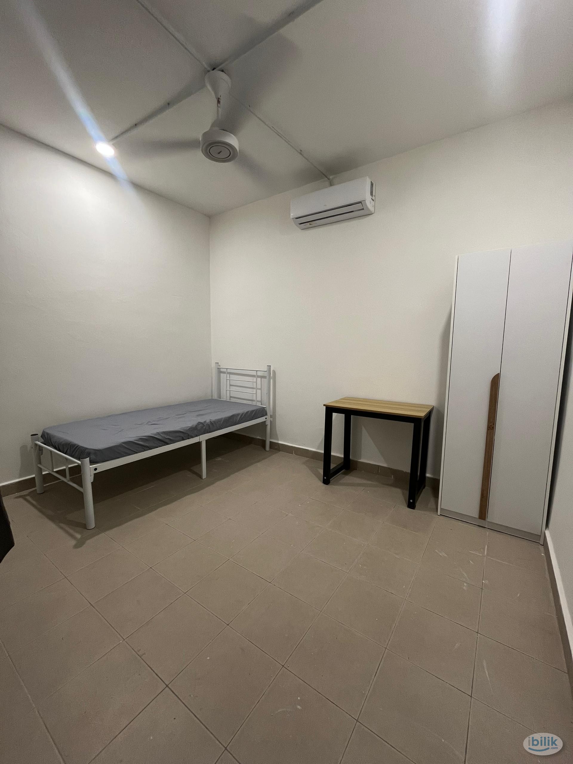 Image 3 of 7 mins walk to MRT KENTONMEN 🚆 | 9 station to (TRX) - Room rental in 
