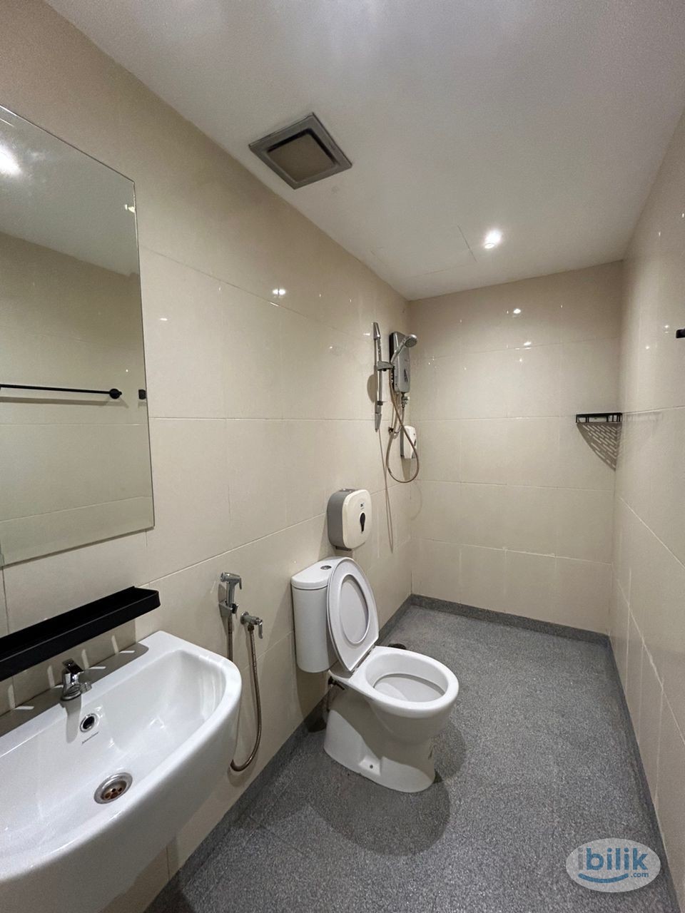 Image 3 of Promo Mid Year 🌙 Zero Depo Co-Living Room for Rent near LRT Chow Kit - Room rental in 