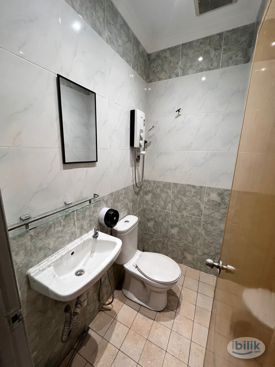 Image 5 of Zero Depo OFFER⭐ Co-Living Room for Rent near AEON Wangsa Maju, Sri Rampai LRT - Room rental in 