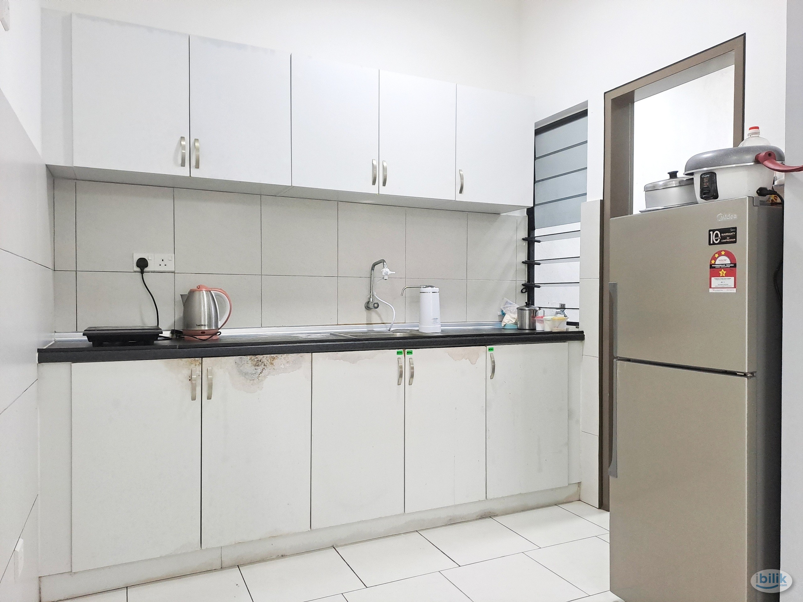 Image 2 of Middle Room at Astetica Residences, Seri Kembangan - Room rental in 