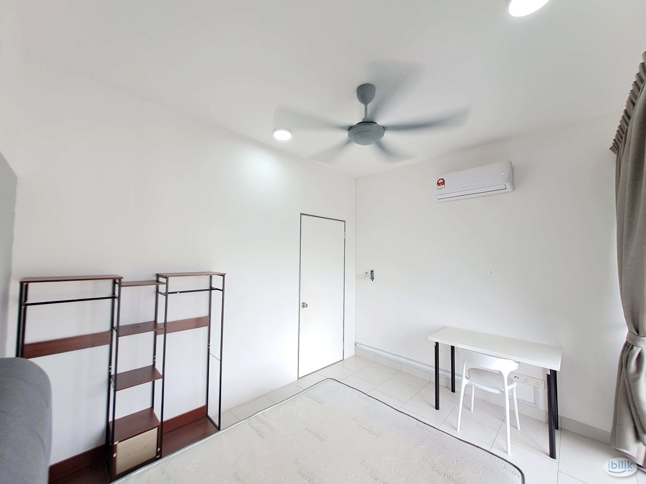 Image 5 of Middle Room at Astetica Residences, Seri Kembangan - Room rental in 