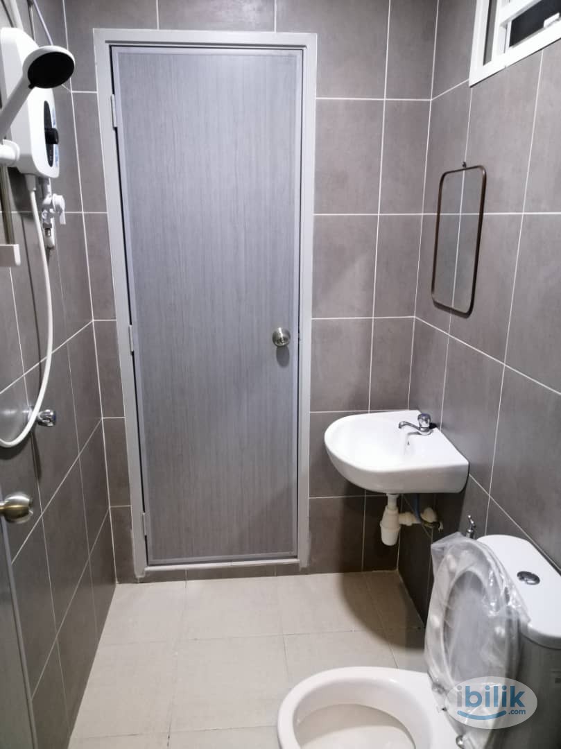 Image 5 of Middle Room at Simpang Ampat, Penang - Room rental in 