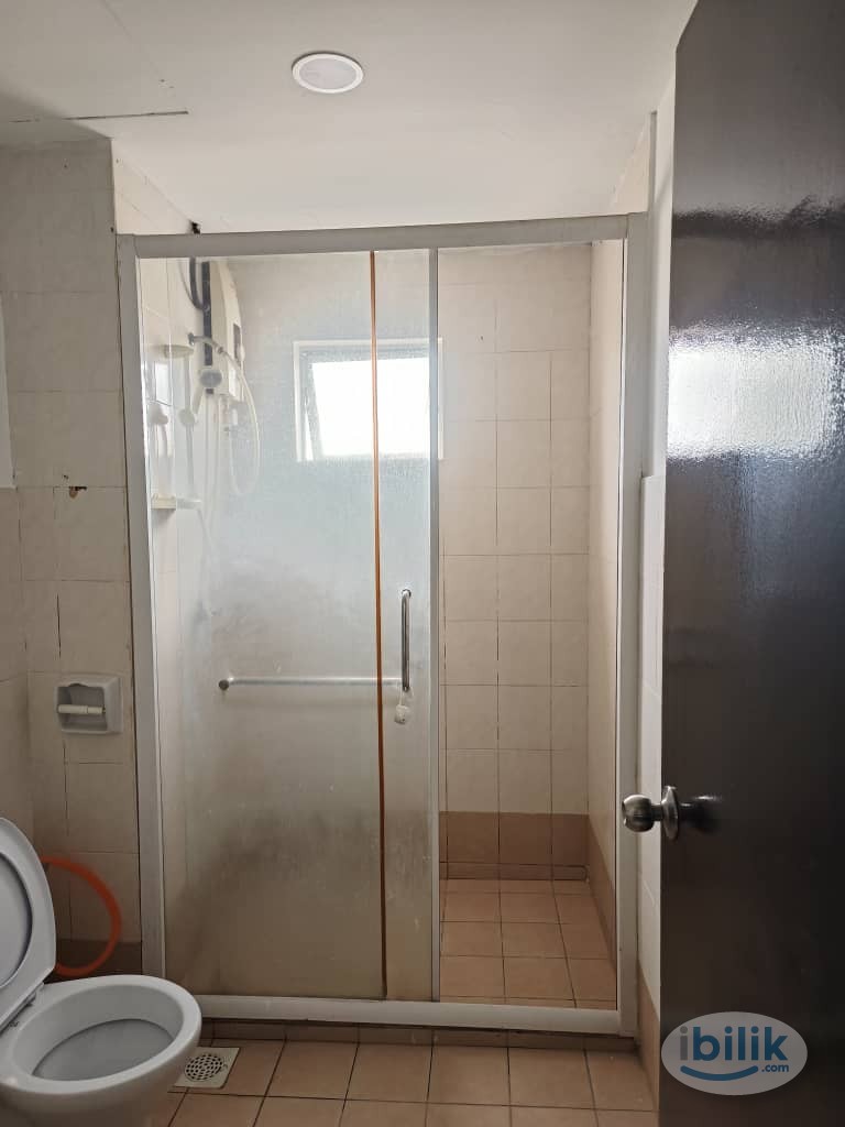 Image 5 of ‼️NEAR LRT CASA SUBANG, USJ 1, ✅Premium ⭐️ Medium Room Fully Furnished @ NEW 10” Mattress Aircond Wardrobe - Room rental in 