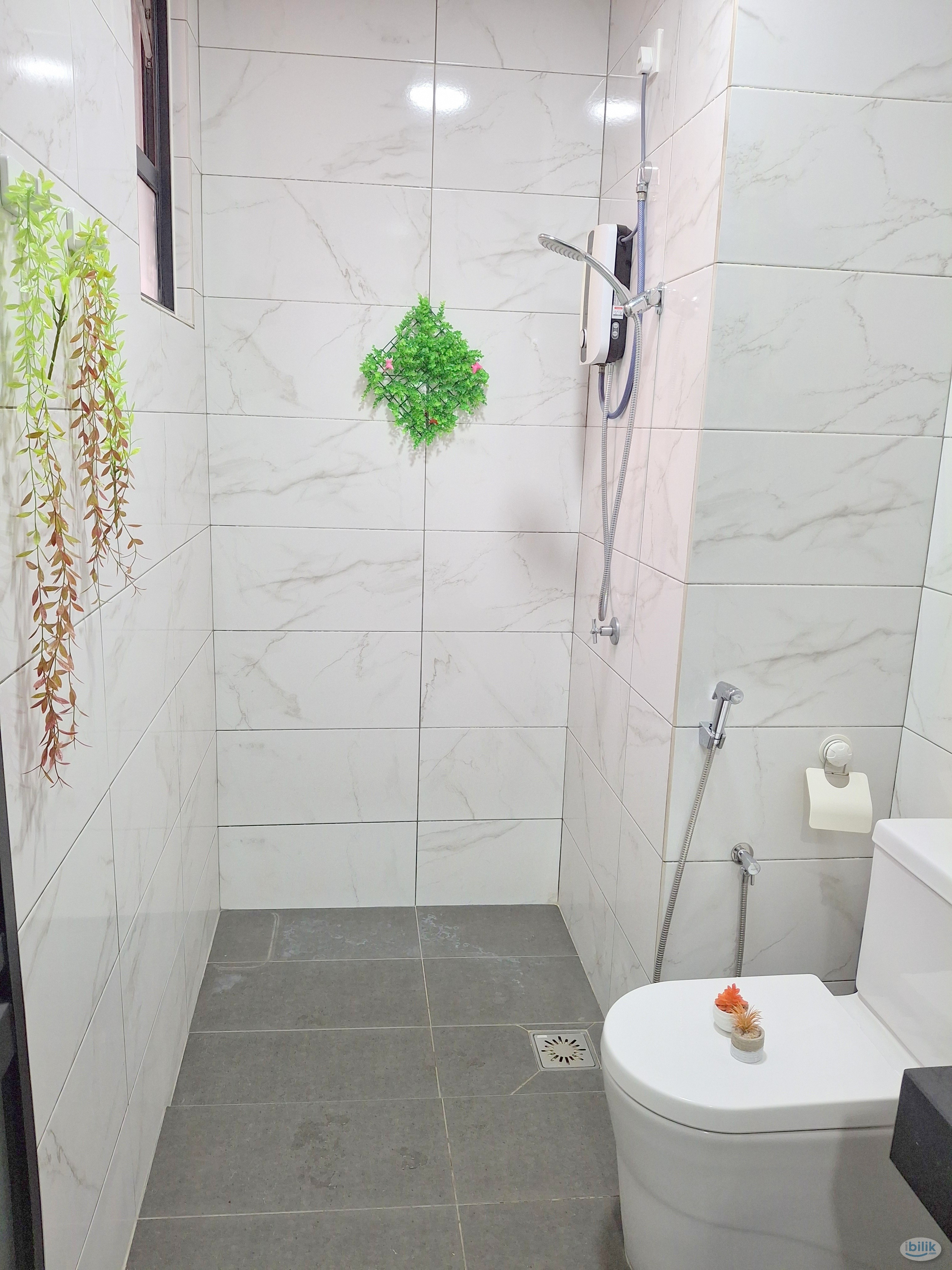 Image 5 of ✨ •Comfort Queen Room | No Agent Fees | Perai Icon City Area ✨ - Room rental in 