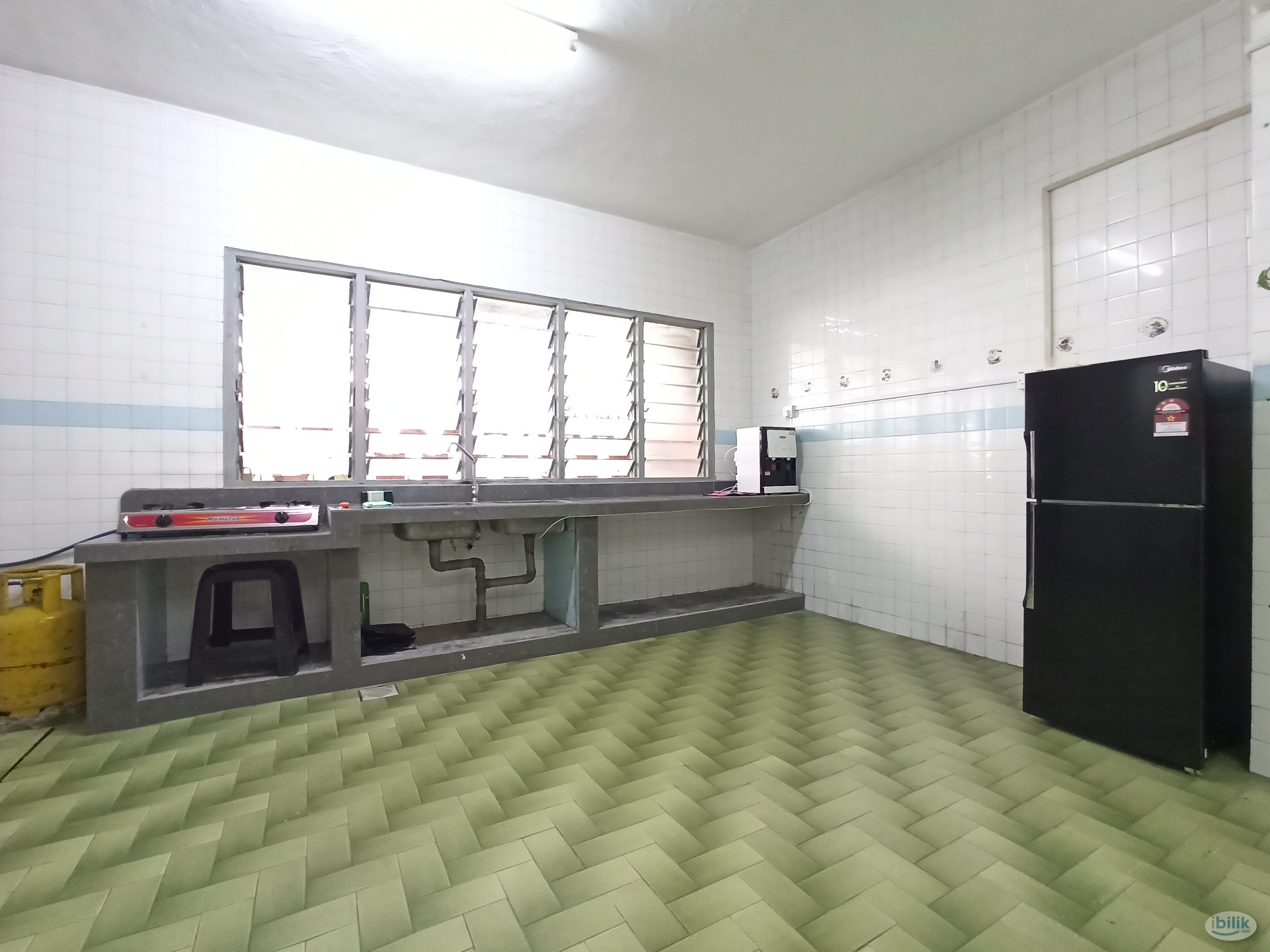 Image 3 of ❤️🧡💛Taman Pelangi Fully Furnished Medium Room with Balcony - Room rental in 