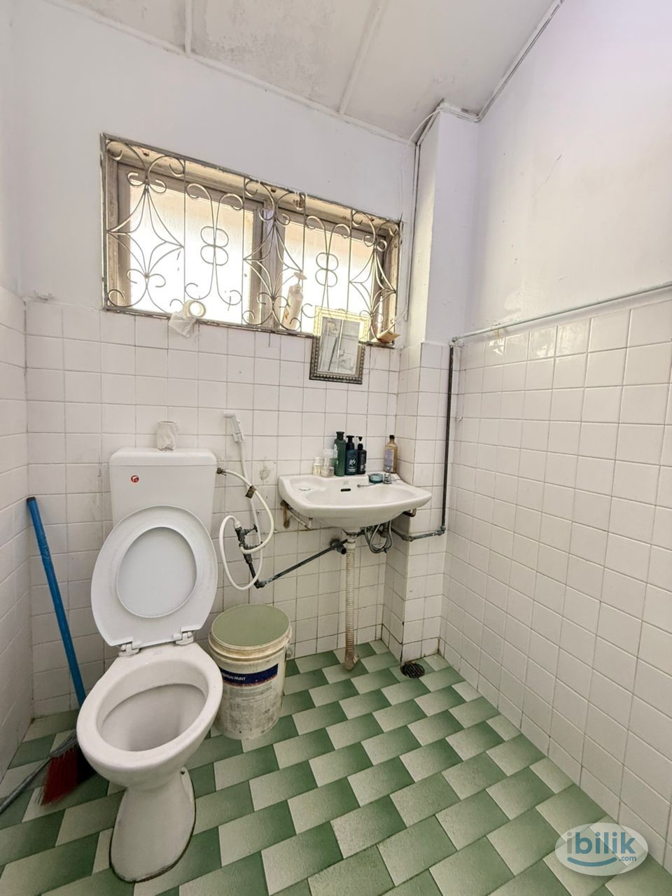 Image 2 of Near LRT Taman Bahagia 4 Min Only Walking Distance🚶‍➡️‼️Room With Balcony View Zero Deposit🛜Fully Furnished🌟 - Room rental in 