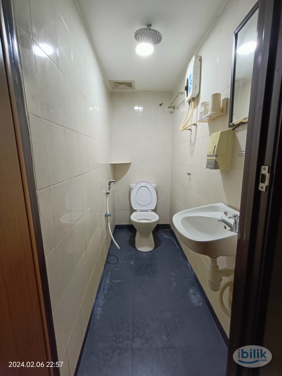 Image 5 of 🤩Zero Deposit  Master Room at Bandar Botanic▶️📍Near Aeon Bukit Tinggi - Room rental in 