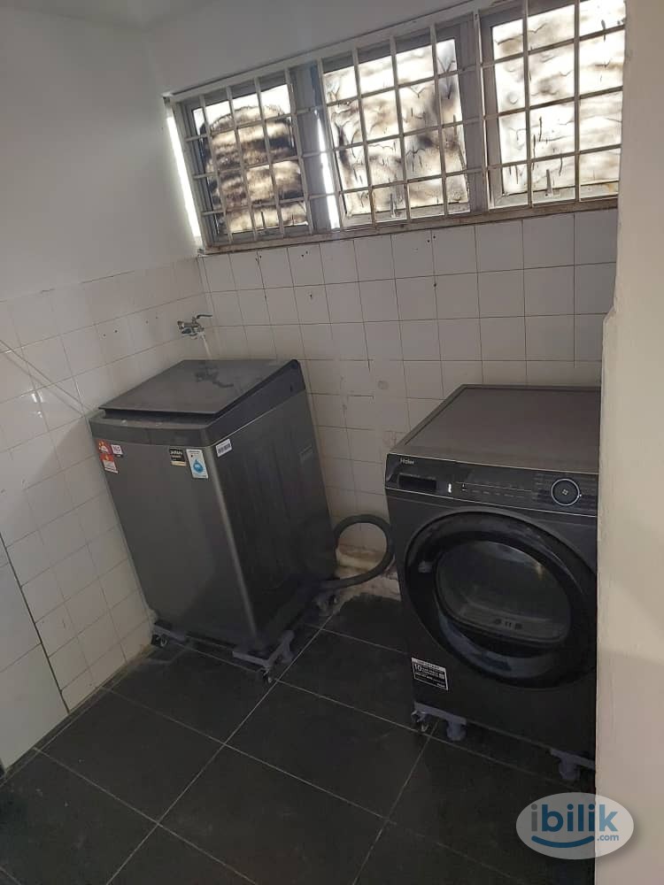 Image 1 of 🤩Zero Deposit😍Master Room at Seri Kembangan, Selangor - Room rental in 
