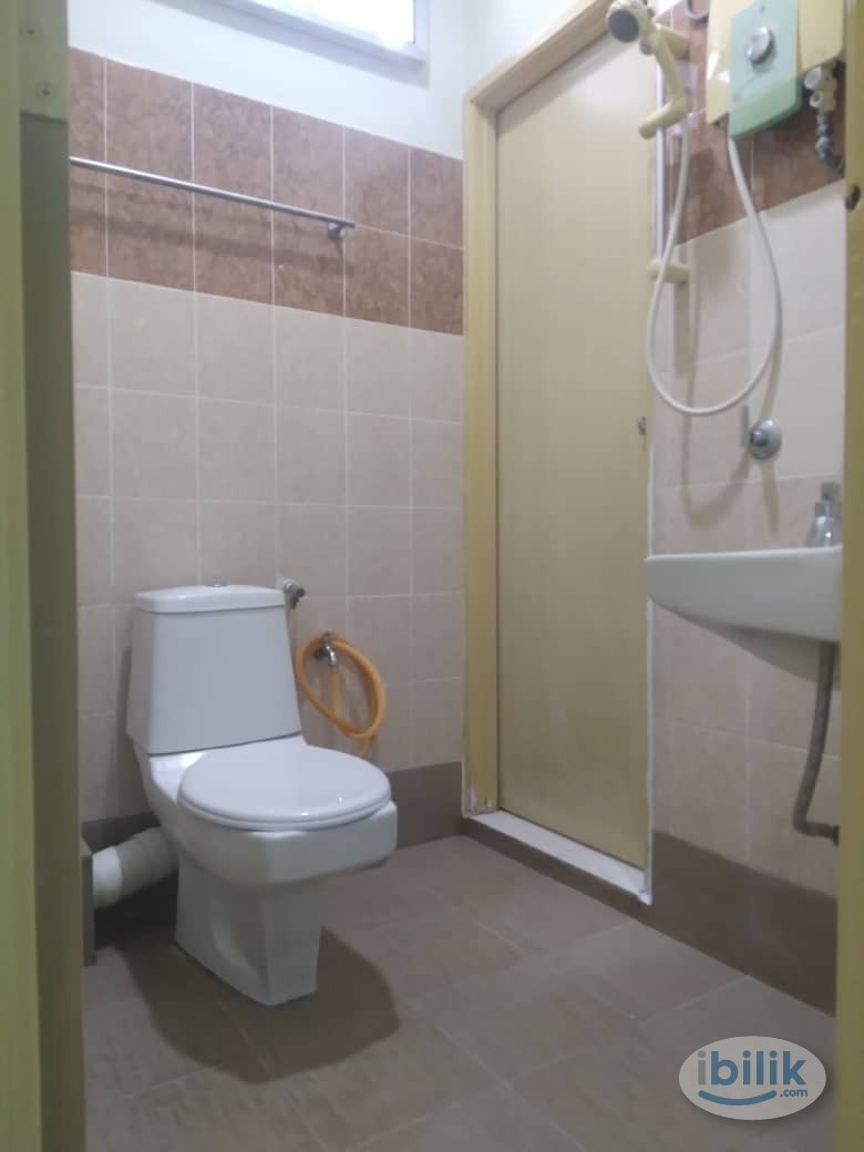Image 1 of Middle Room for rent near Perai /Bukit Mertajam - Room rental in 