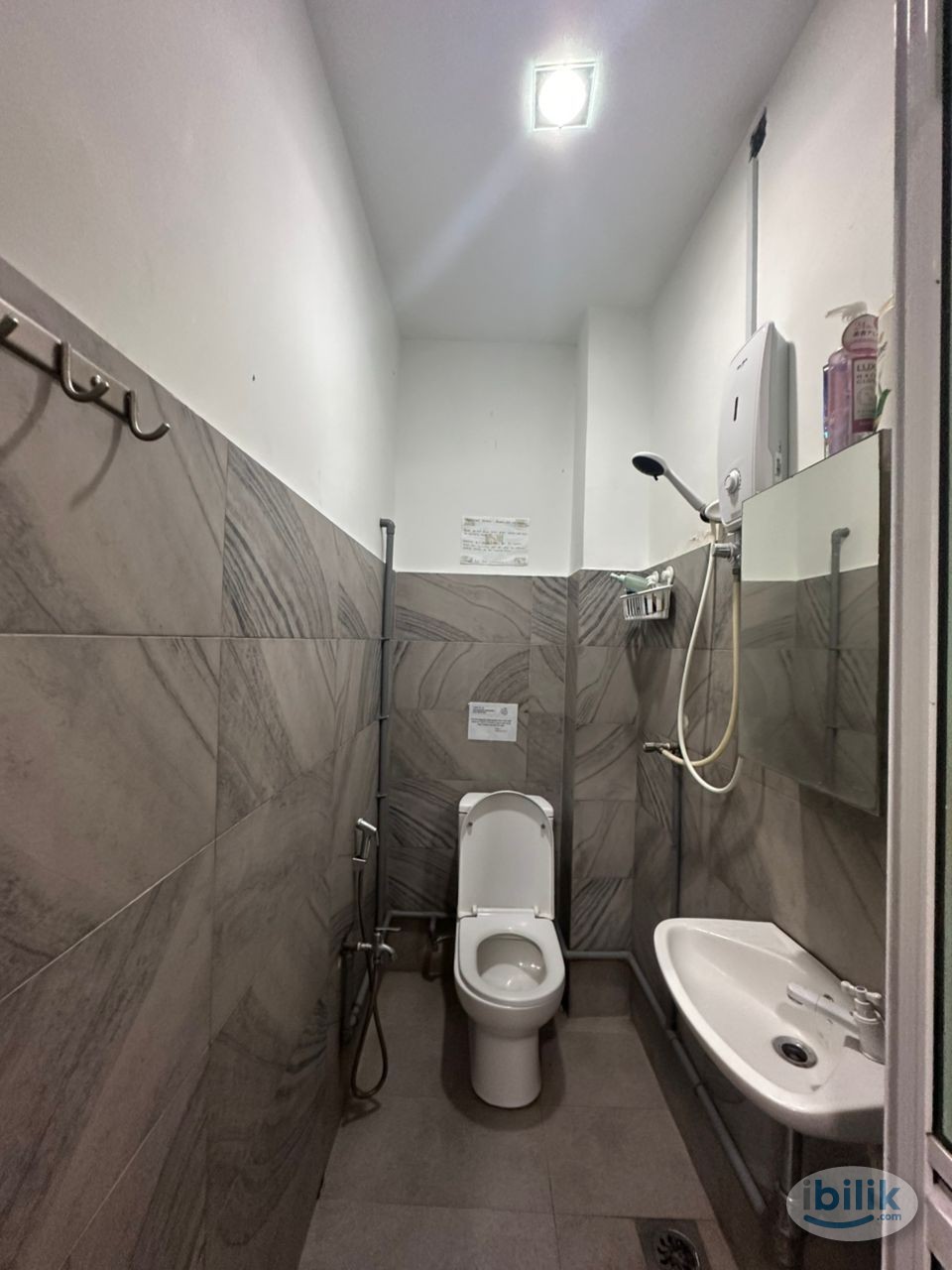 Image 3 of Near Megah Rise Mall 3 Min Only Walking😍🚶‍➡️Low Deposit&Zero Deposit😉‼️LRT Kelana Jaya,LRT Taman Bahagia,Durian Stall🔥🌟 - Room rental in 