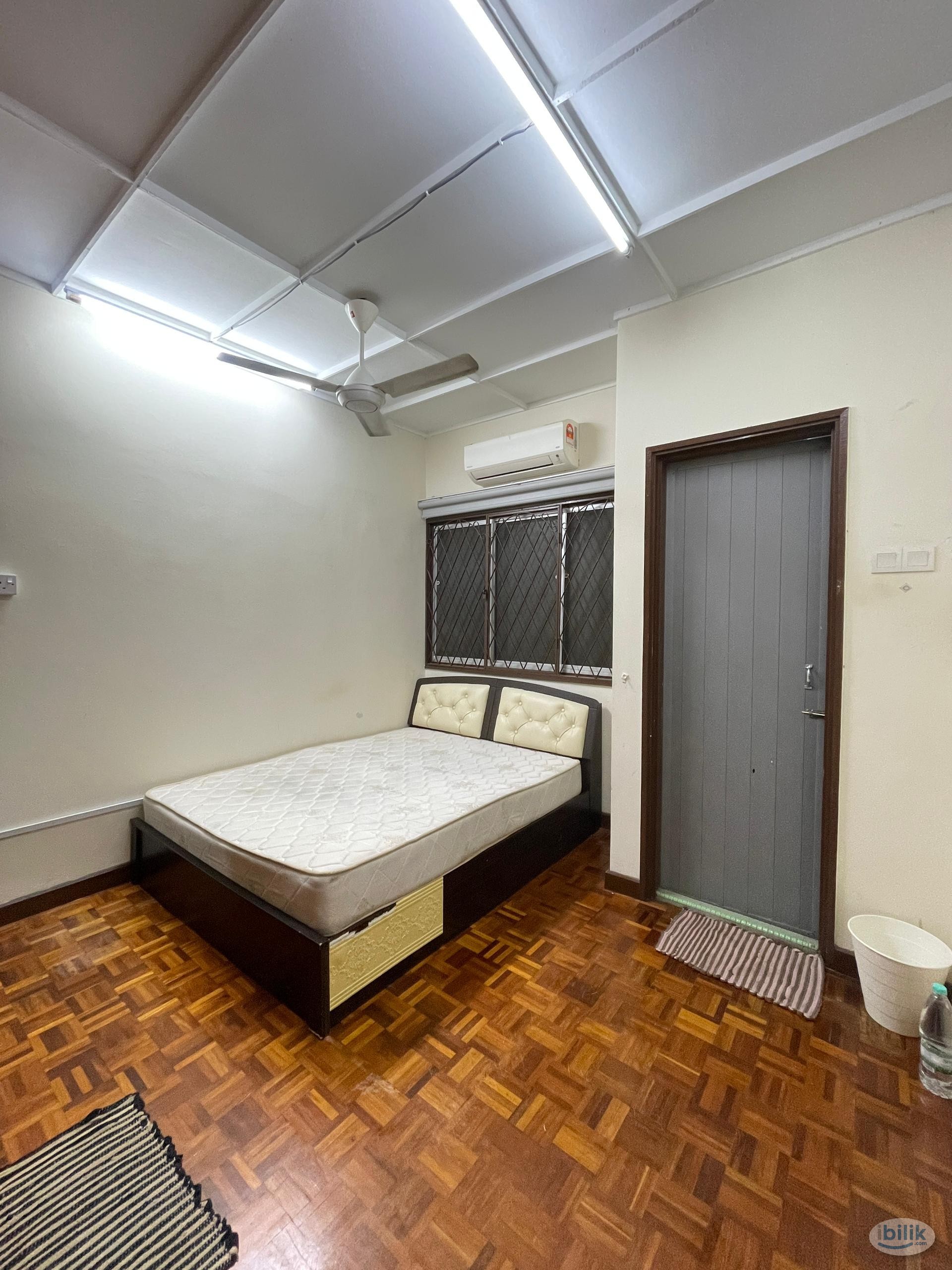 Image 1 of Master Room at Taman Megah With Private Bathroom😍‼️🛜Near Kelana Jaya LRT 3 Min Walking Only🔥🌟Mid Year Offer With Zero Deposit😮😎 - Room rental in 