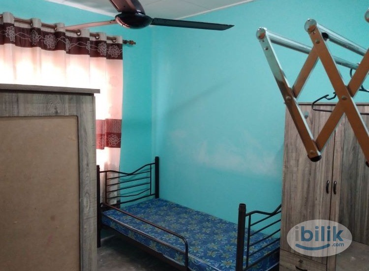 Image 1 of Master Room at Garden Avenue, Seremban 2 - Room rental in 