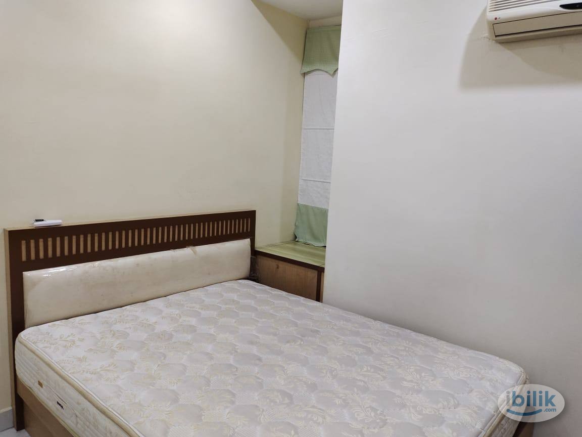 Image 3 of Plaza Ivory Middle Room - Room rental in 
