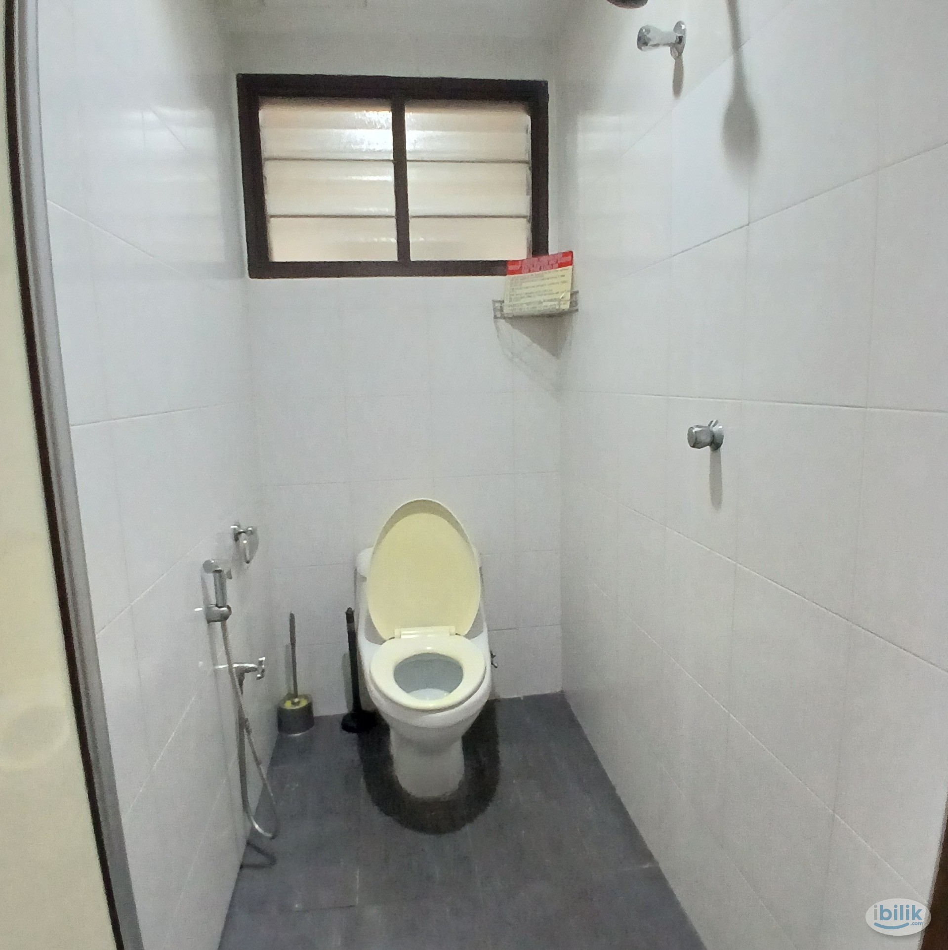 Image 5 of Affordable Room near Caltex Serdang Raya - Room rental in 