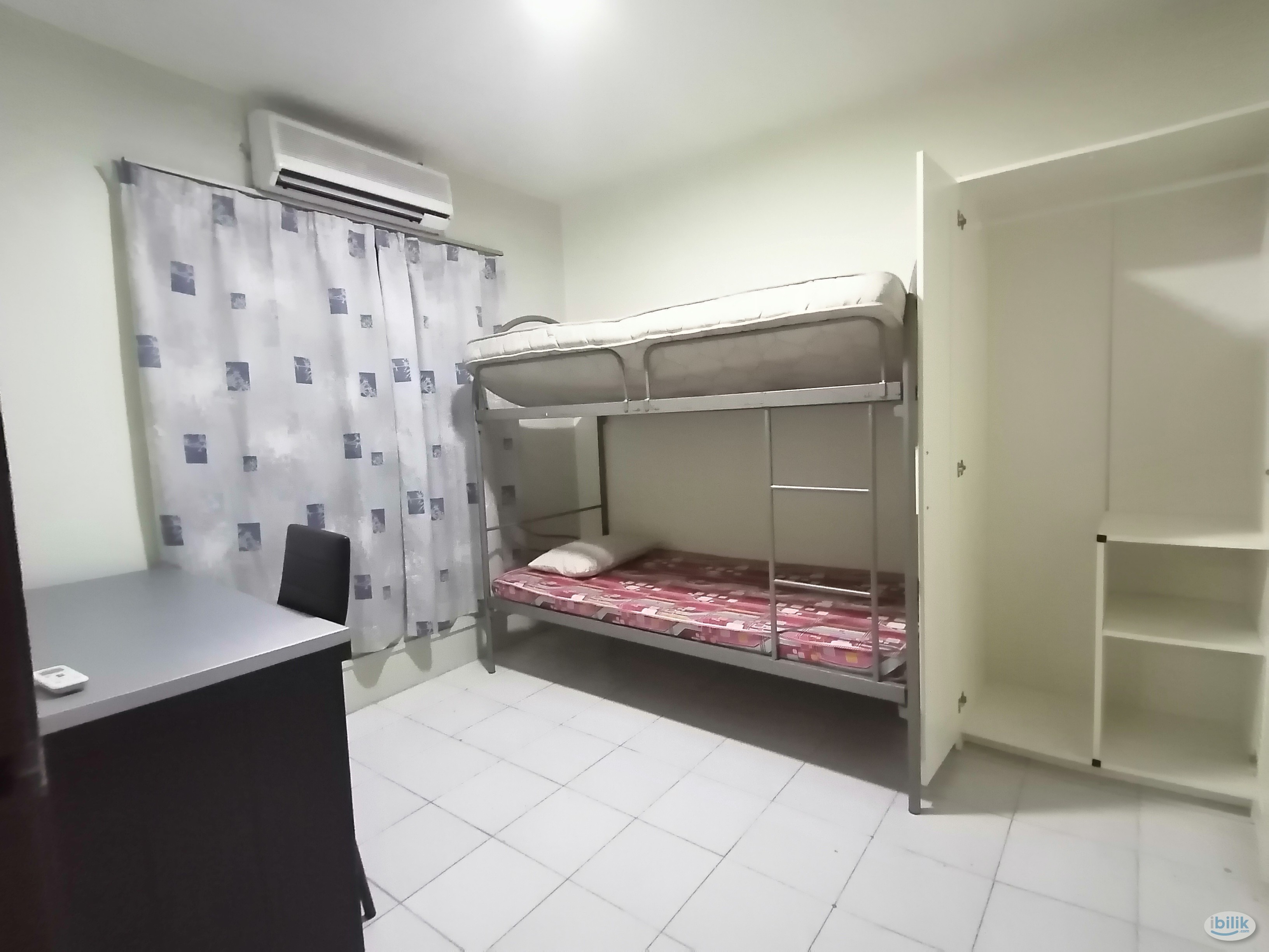 Image 1 of Room with *FREE* Carpark near Sri Petaling Commercial Centre - Room rental in 