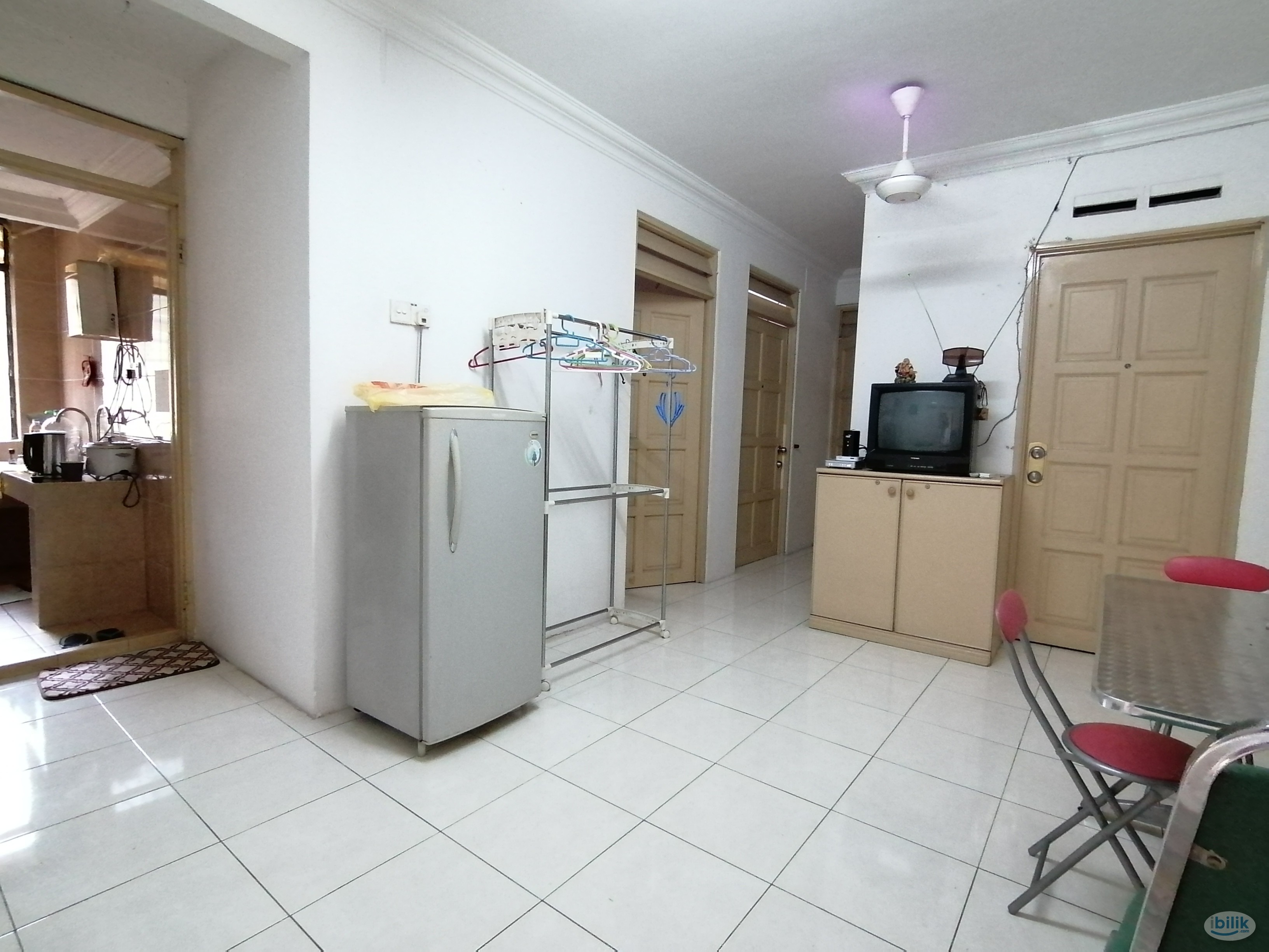 Image 2 of *Female Only* Junior Master - Room rental in 