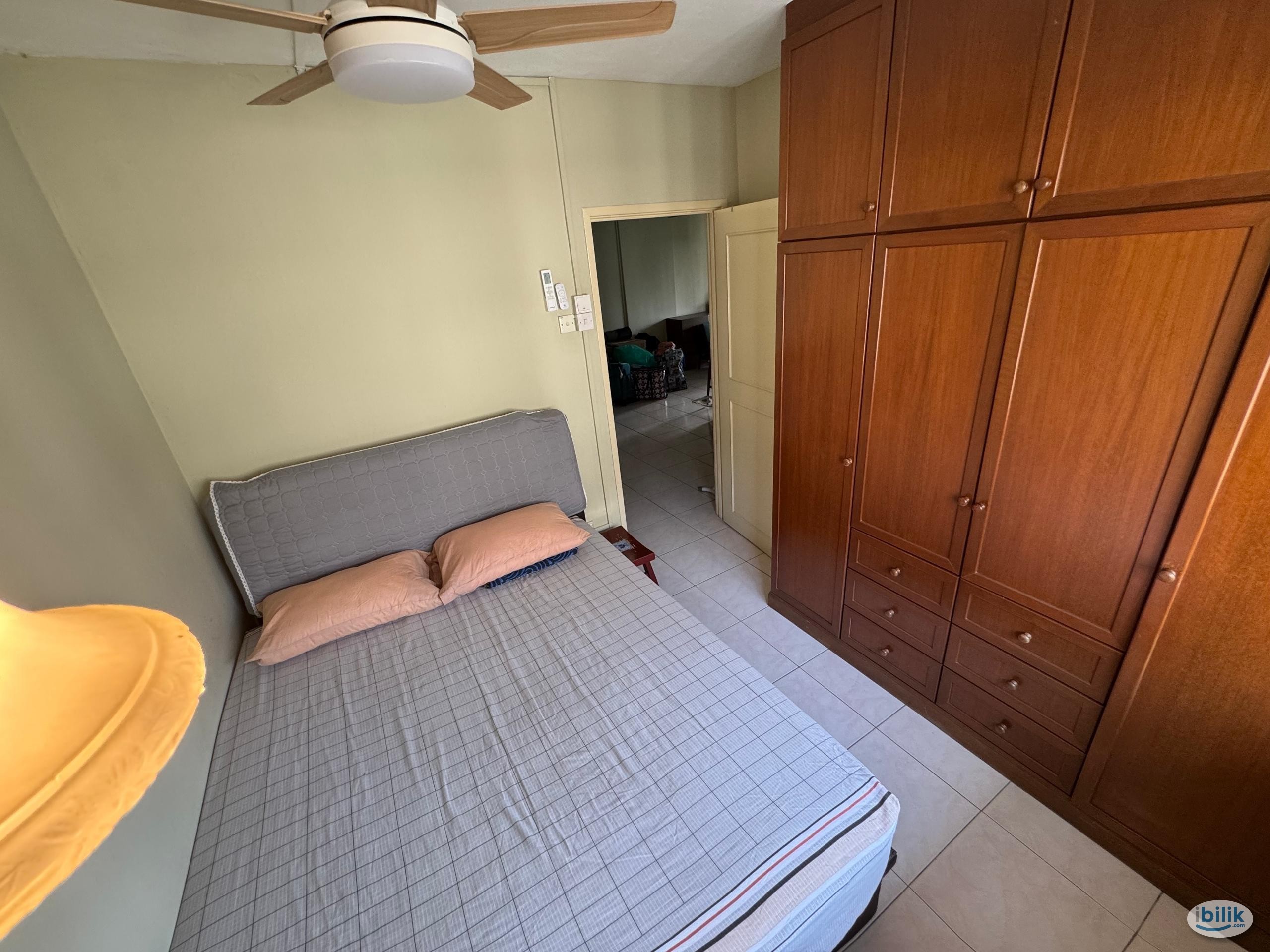 Image 2 of Middle Room at Bangsar Permai, Bangsar - Room rental in 