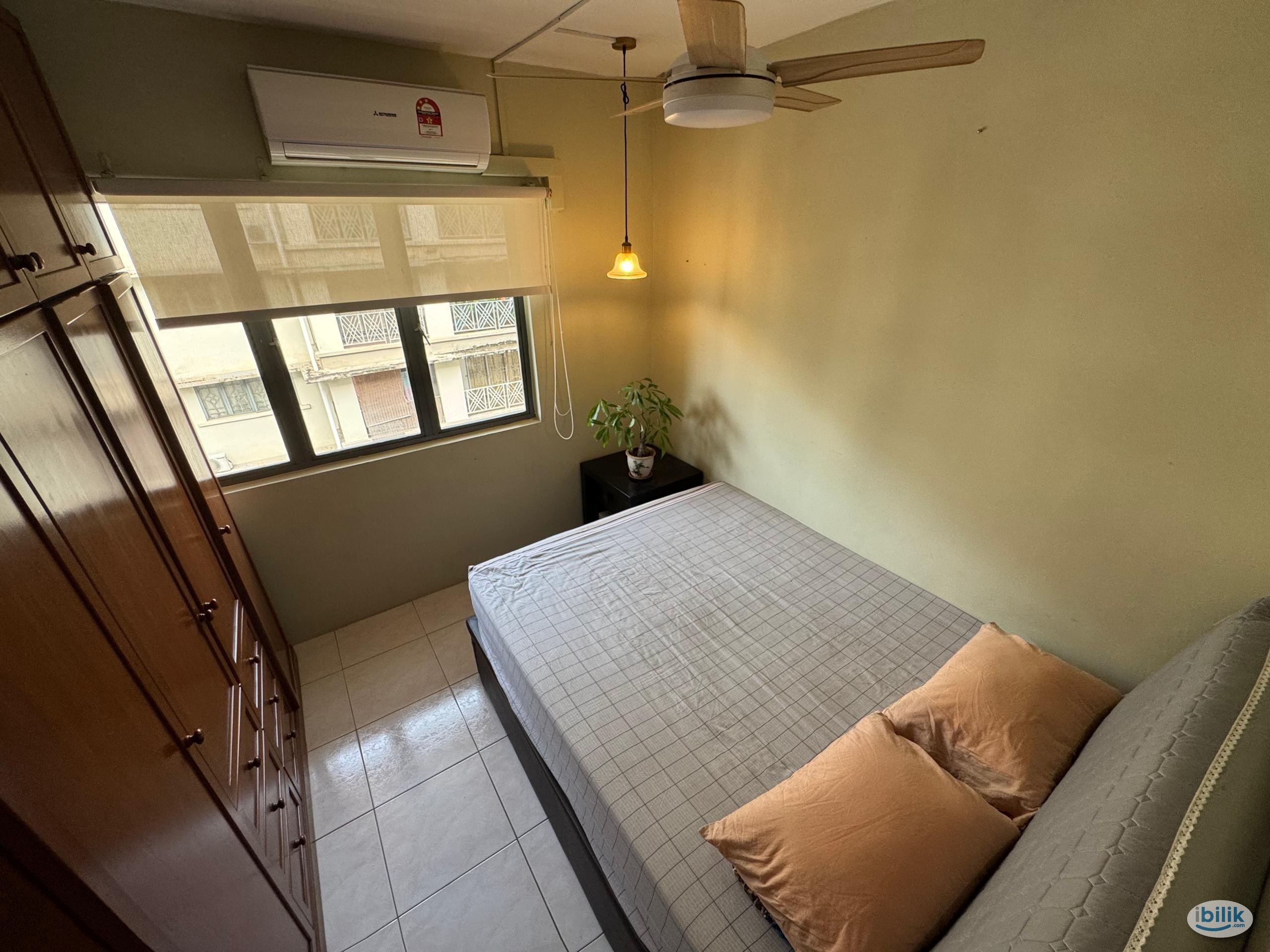 Image 3 of Middle Room at Bangsar Permai, Bangsar - Room rental in 