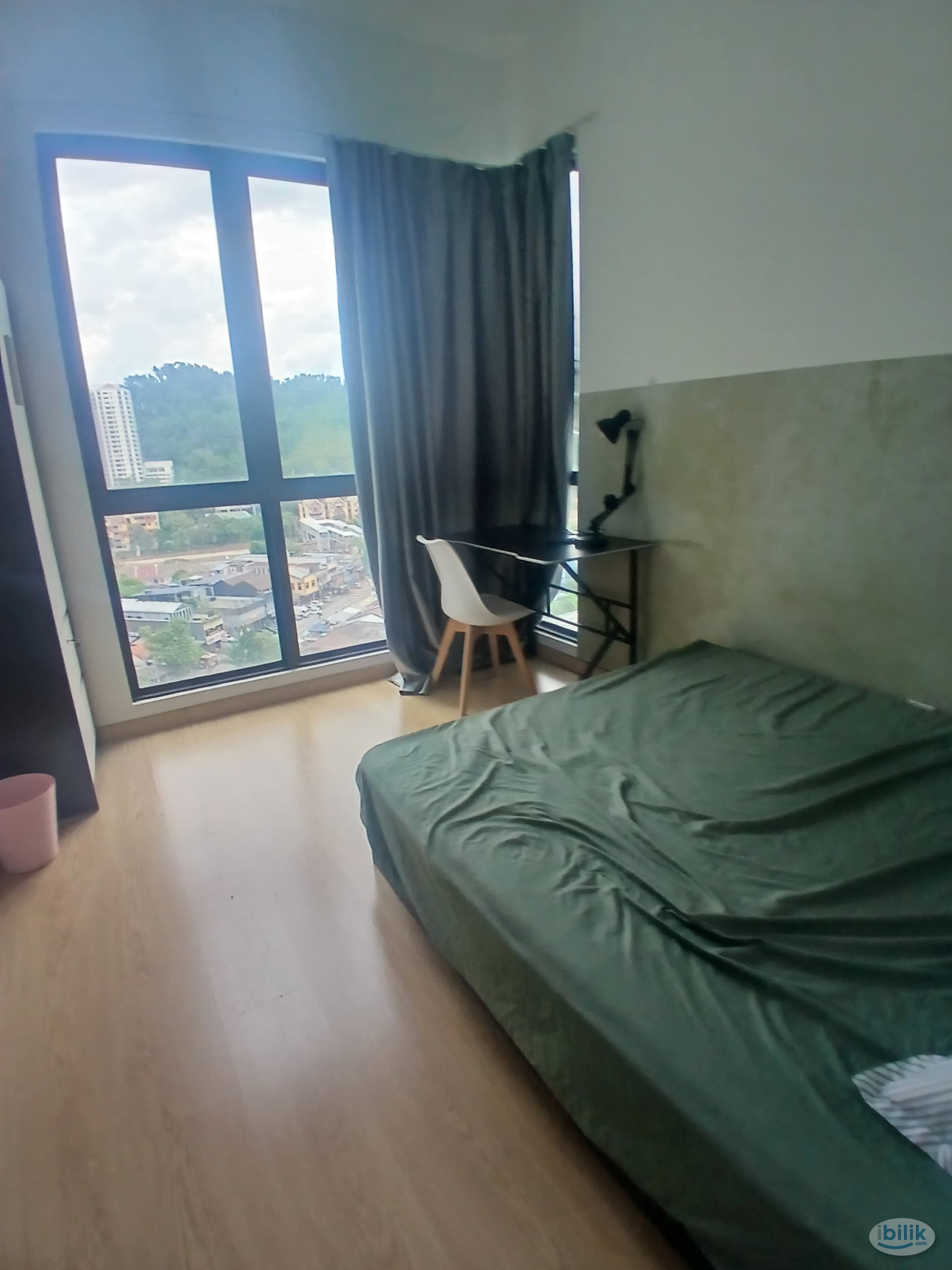 Image 1 of Middle Room @ Bliss Residence ( Free water + Free wifi ) - Room rental in 