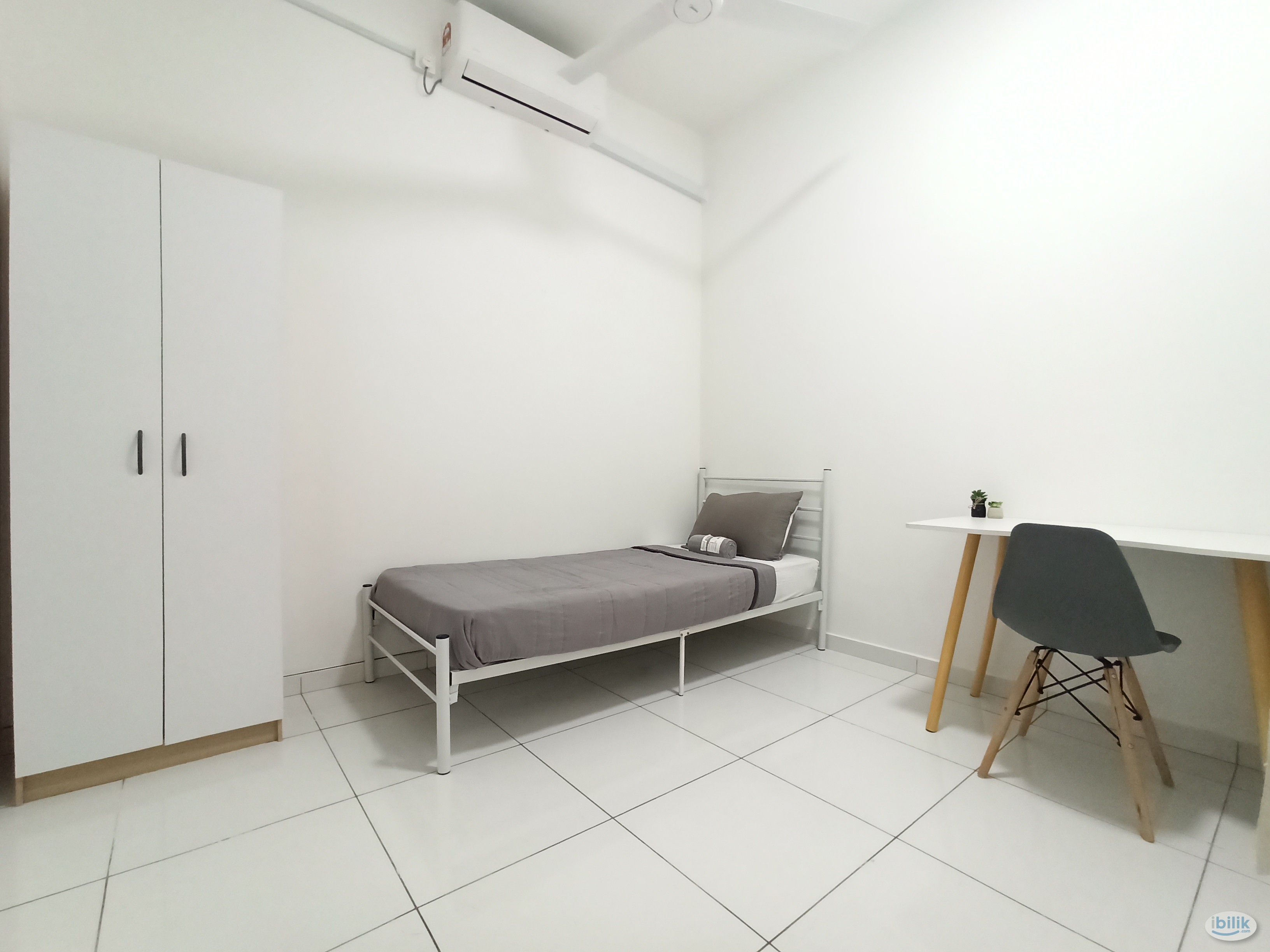 Image 1 of 🍀Bukit Indah Cheap & Cozy Single Room Available🍀 - Room rental in 
