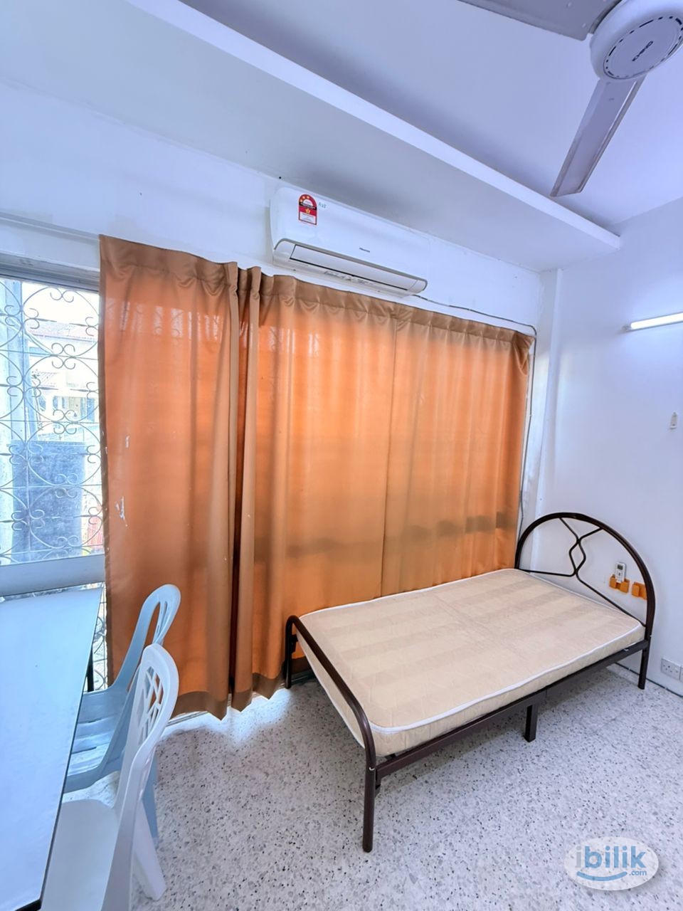 Image 1 of Zero Deposit& Zero Fee Promotion😍‼️🌟Female Unit Middle Room With Wifi&Aircond Near LRT Taman Bahagia😉🚶‍➡️🔥Mid Year Promo😎 - Room rental in 