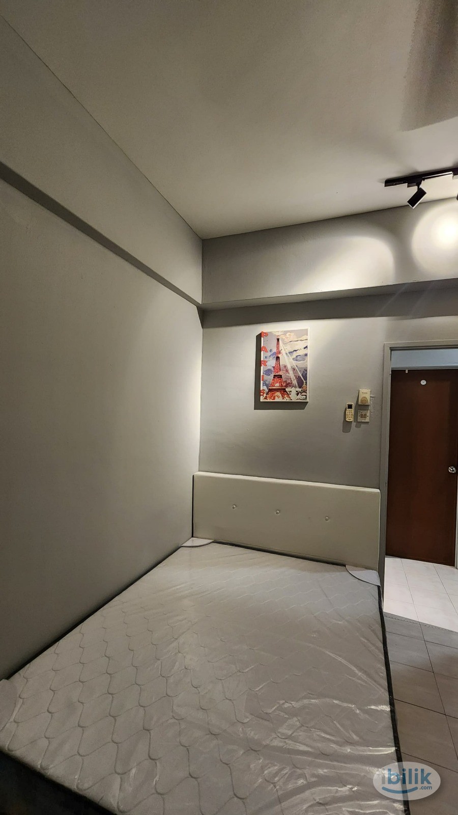 Image 2 of Middle Room at Taman Bukit Beruang Utama, Bukit Beruang - Room rental in 