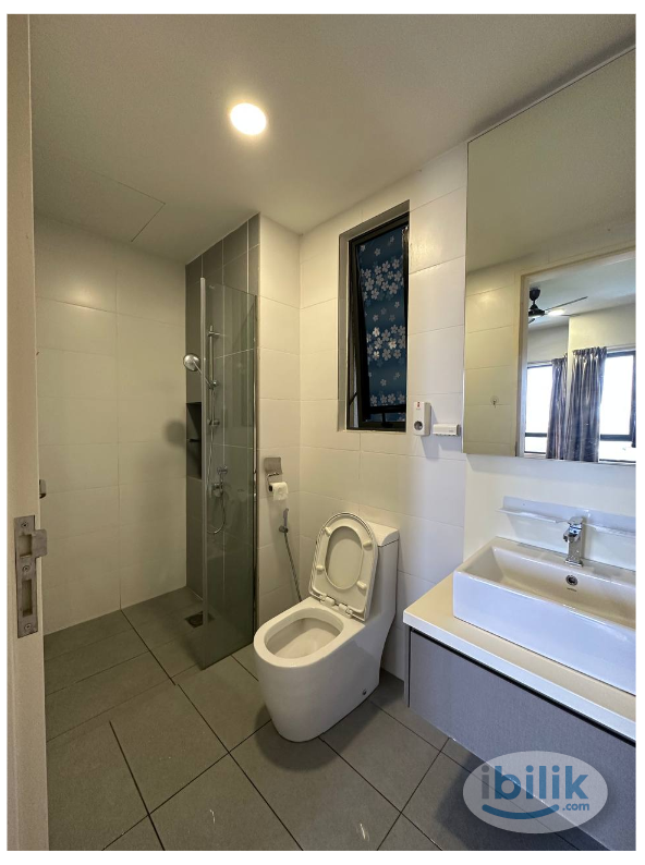 Image 3 of 👩 FEMALE UNIT Master Room with Privacy 🔐 & FREE WIFI for RENT @ The Petalz, Old Klang Road - Room rental in 