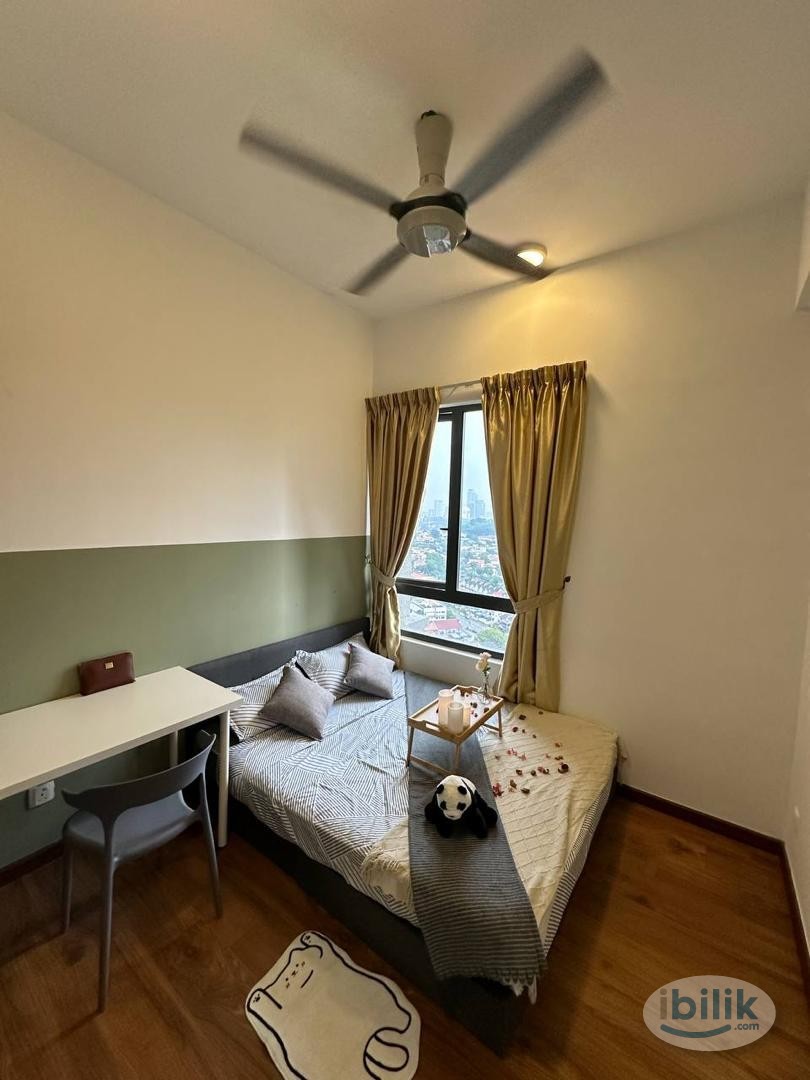 Image 3 of Middle Room at The Petalz, Old Klang Road - Room rental in 