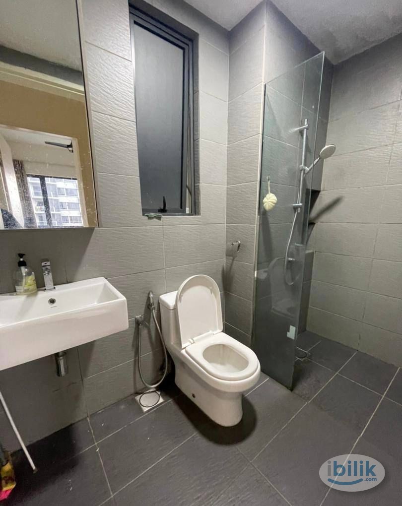 Image 1 of Single Room at The Petalz, Old Klang Road - Room rental in 