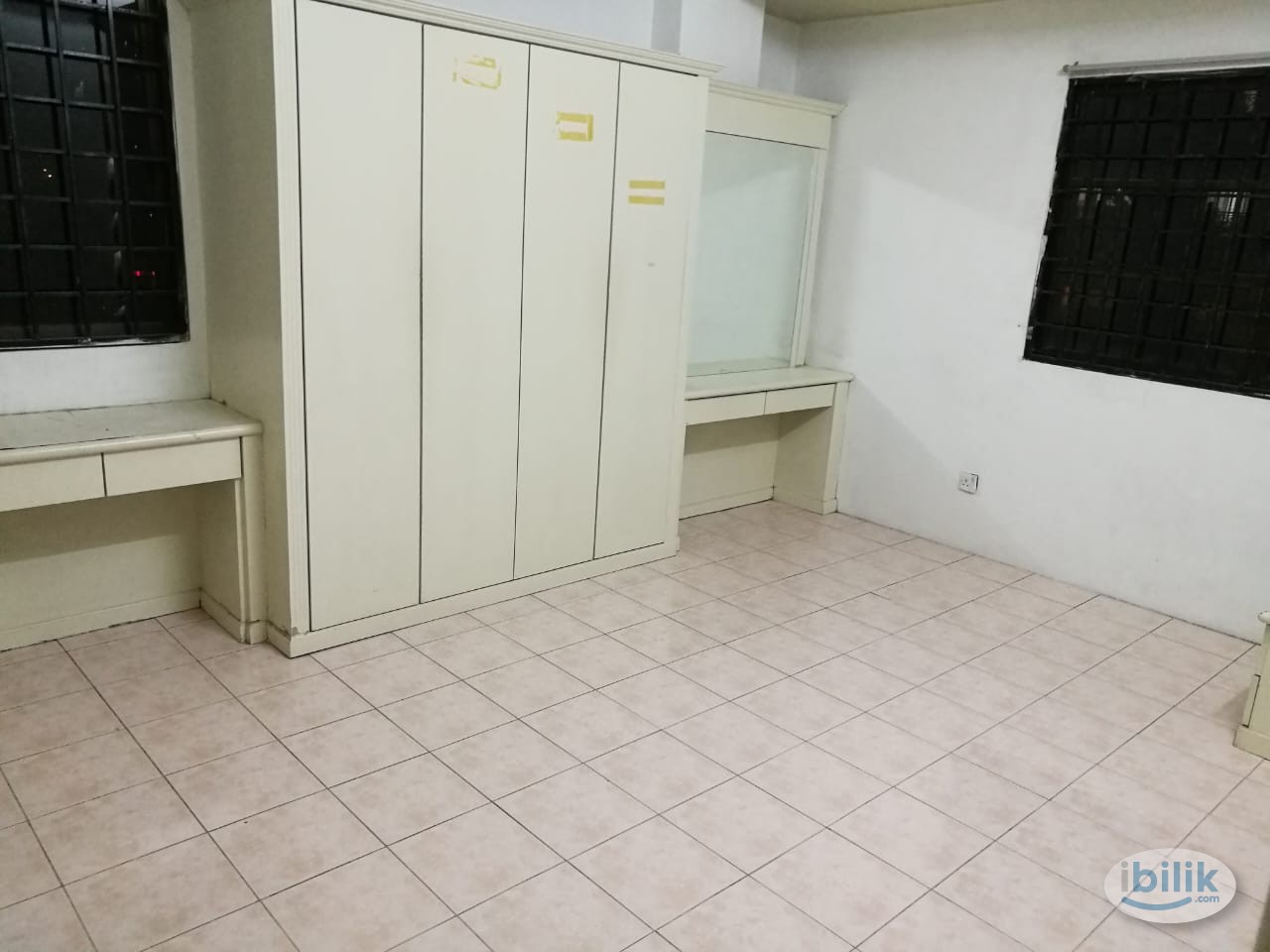Image 3 of Master Room at Evergreen Park, Bandar Sungai Long - Room rental in 
