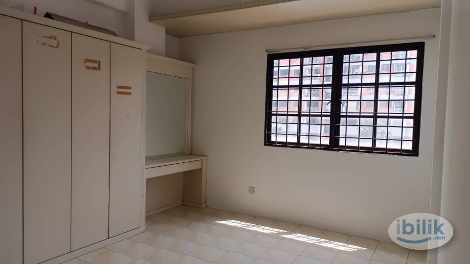 Image 1 of Master Room at Evergreen Park, Bandar Sungai Long - Room rental in 