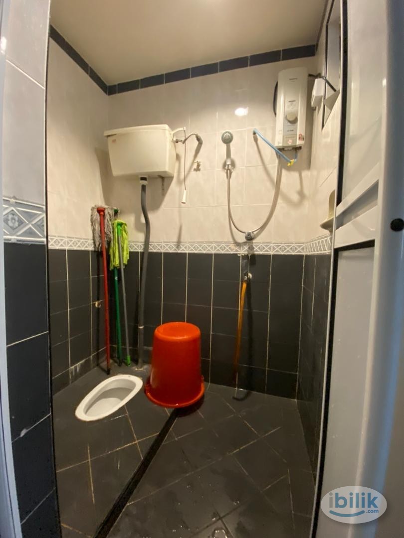 Image 3 of Single Room @ss14 Next to LRT Utilities included. - Room rental in 