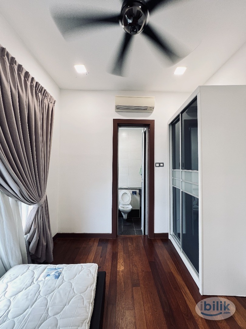 Image 3 of Middle Room at Melawati, Ampang - Room rental in 