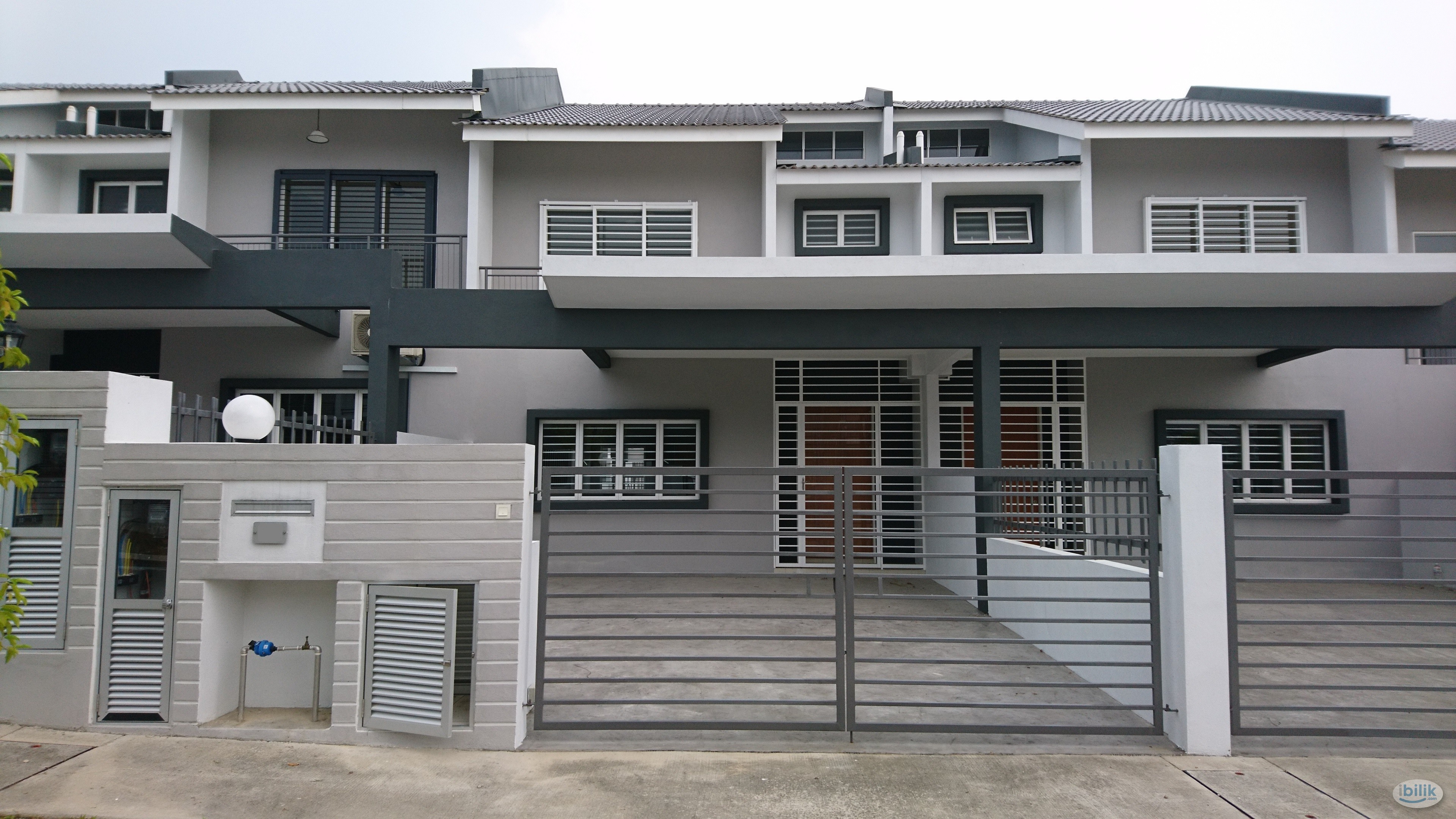 Image 1 of Suite at Laman View, Cyberjaya - Room rental in 