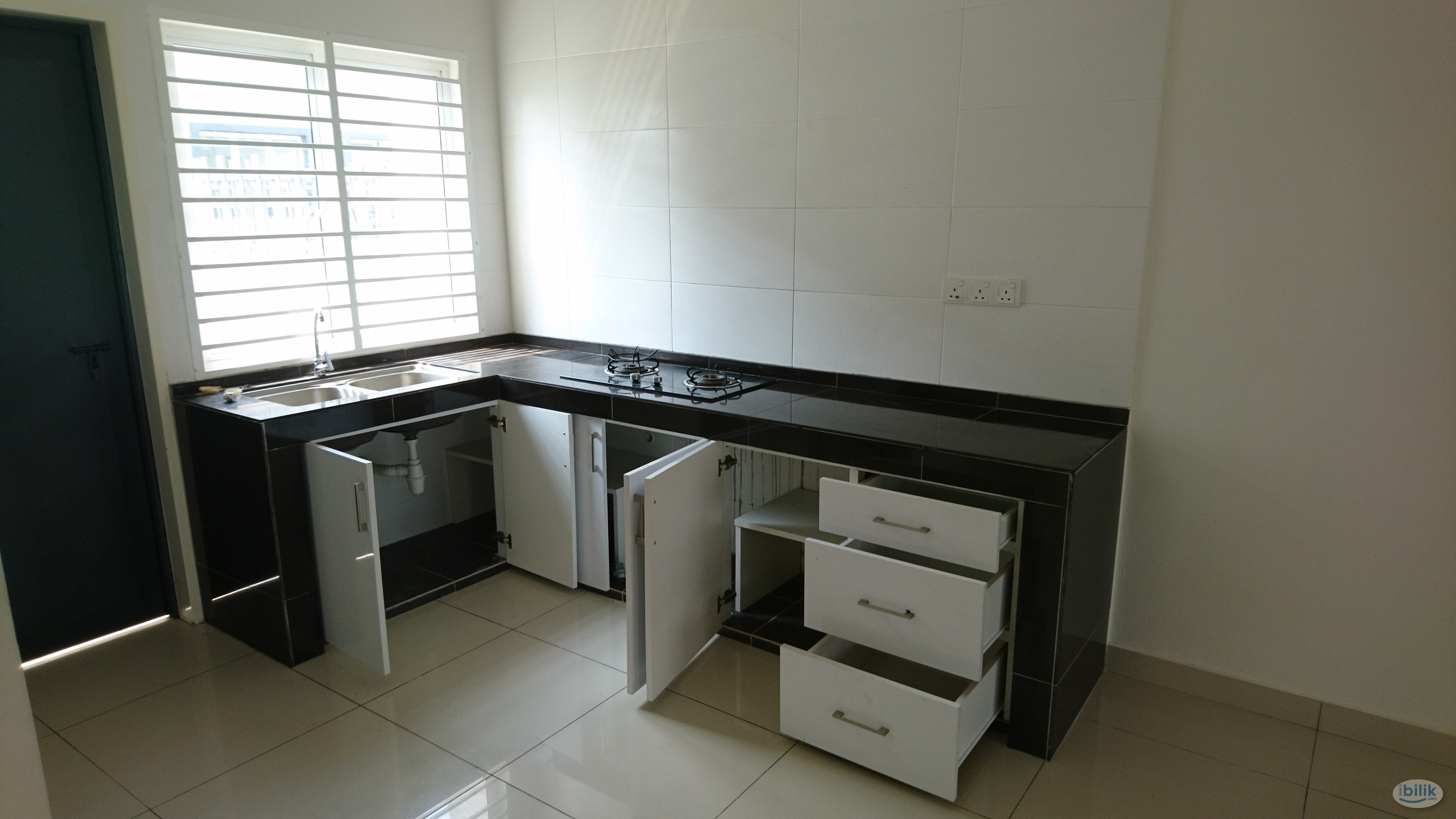 Image 2 of Suite at Laman View, Cyberjaya - Room rental in 