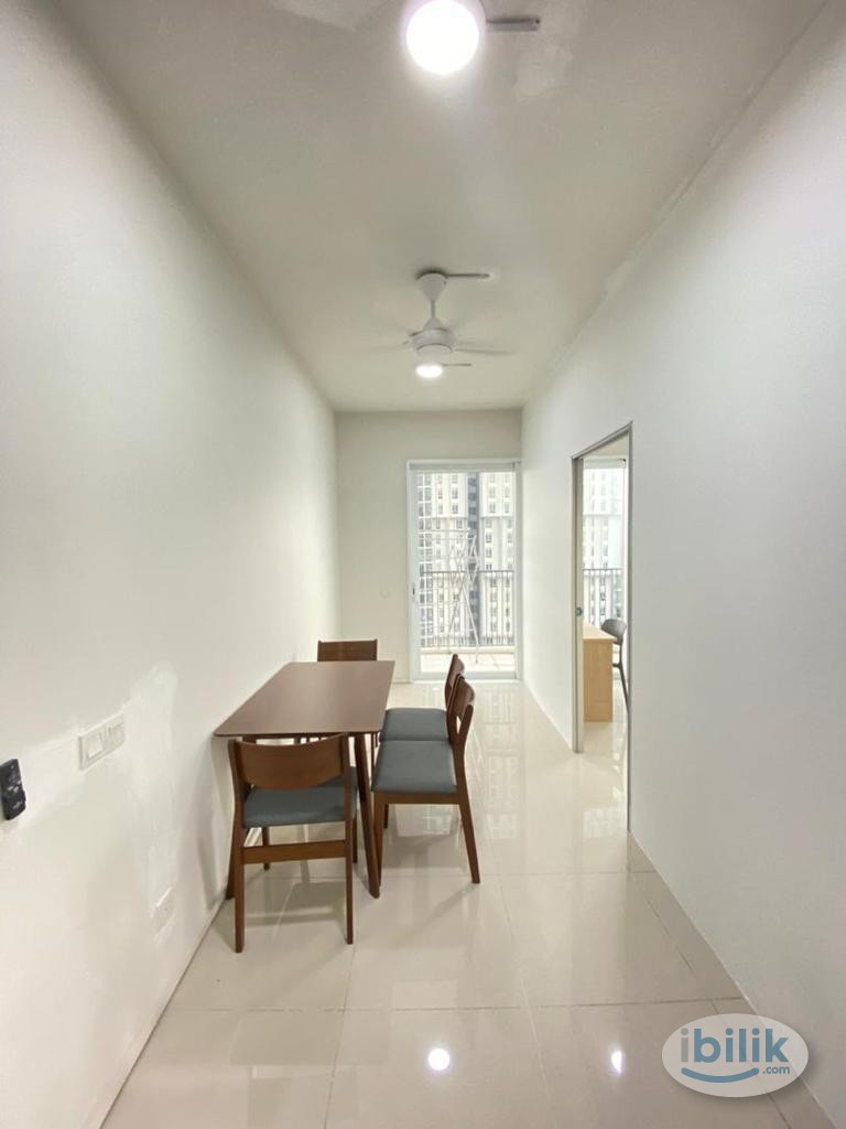 Image 2 of Fully Furnished, Private Master Room to rent at Verdi Eco-dominiums - Room rental in 