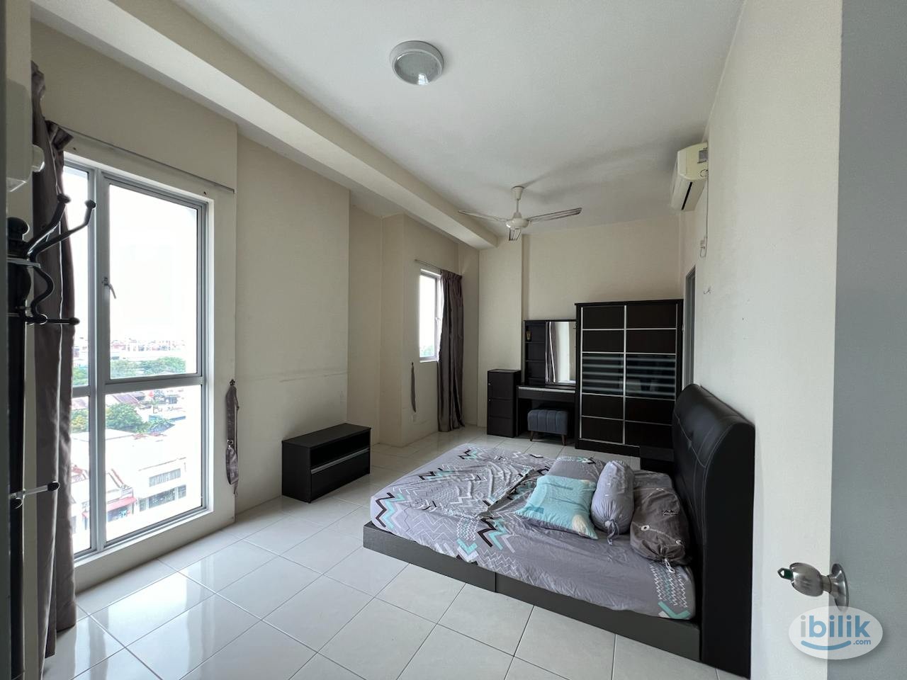 Image 1 of Master Room at Dahlia Park, Butterworth - Room rental in 
