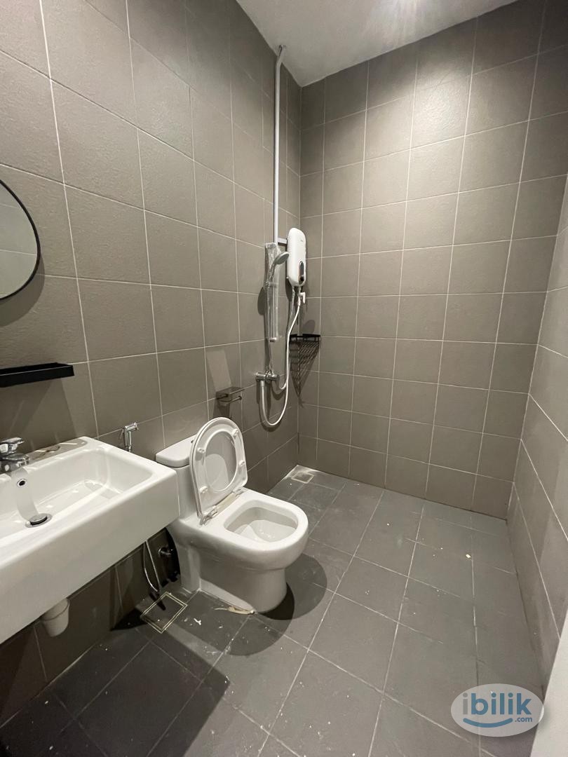 Image 4 of ⭐️Verve Suites KL South Condo Room For Rent⭐️ Female Unit Queen Bed Room ✨IMMEDIATELY MOVE IN ⚡️ - Room rental in 