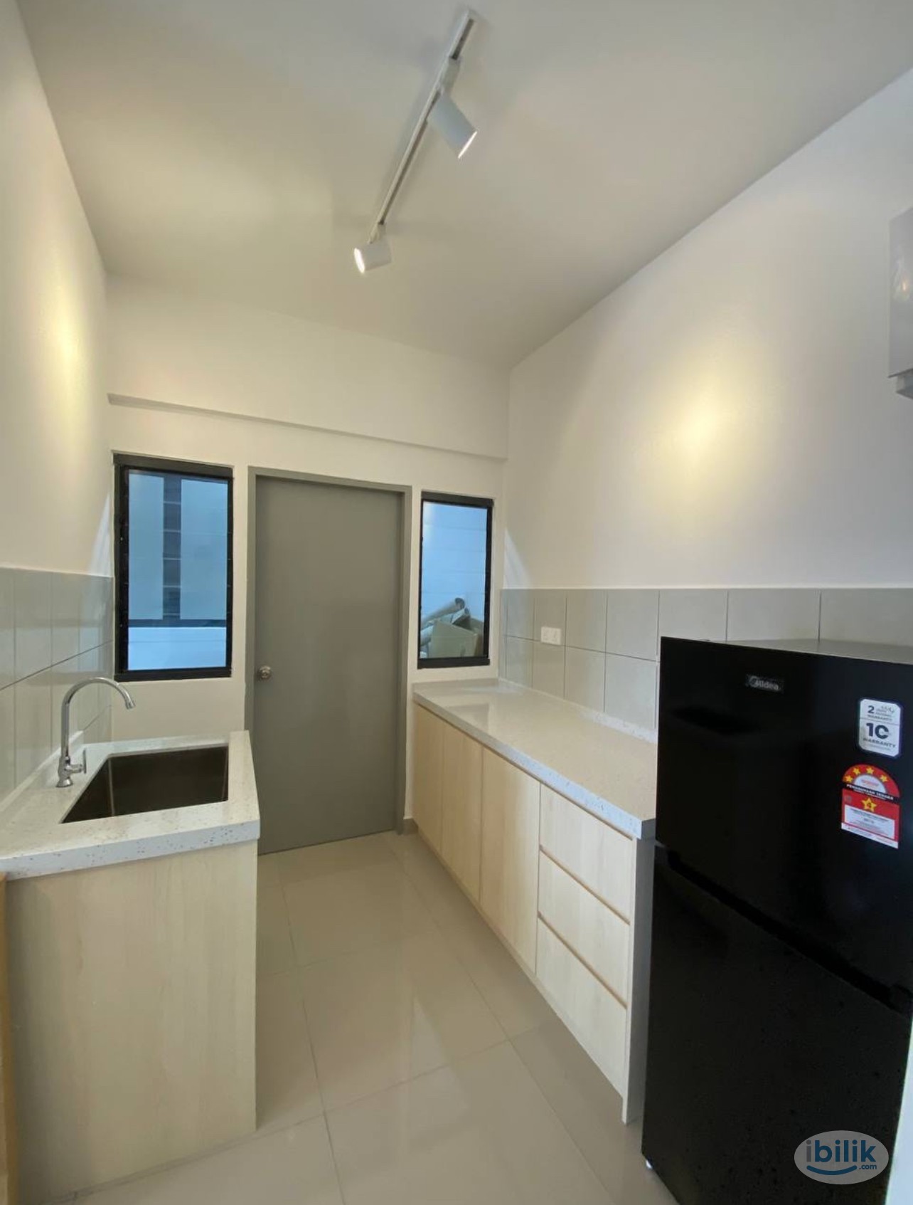 Image 5 of Middle room - Room rental in 