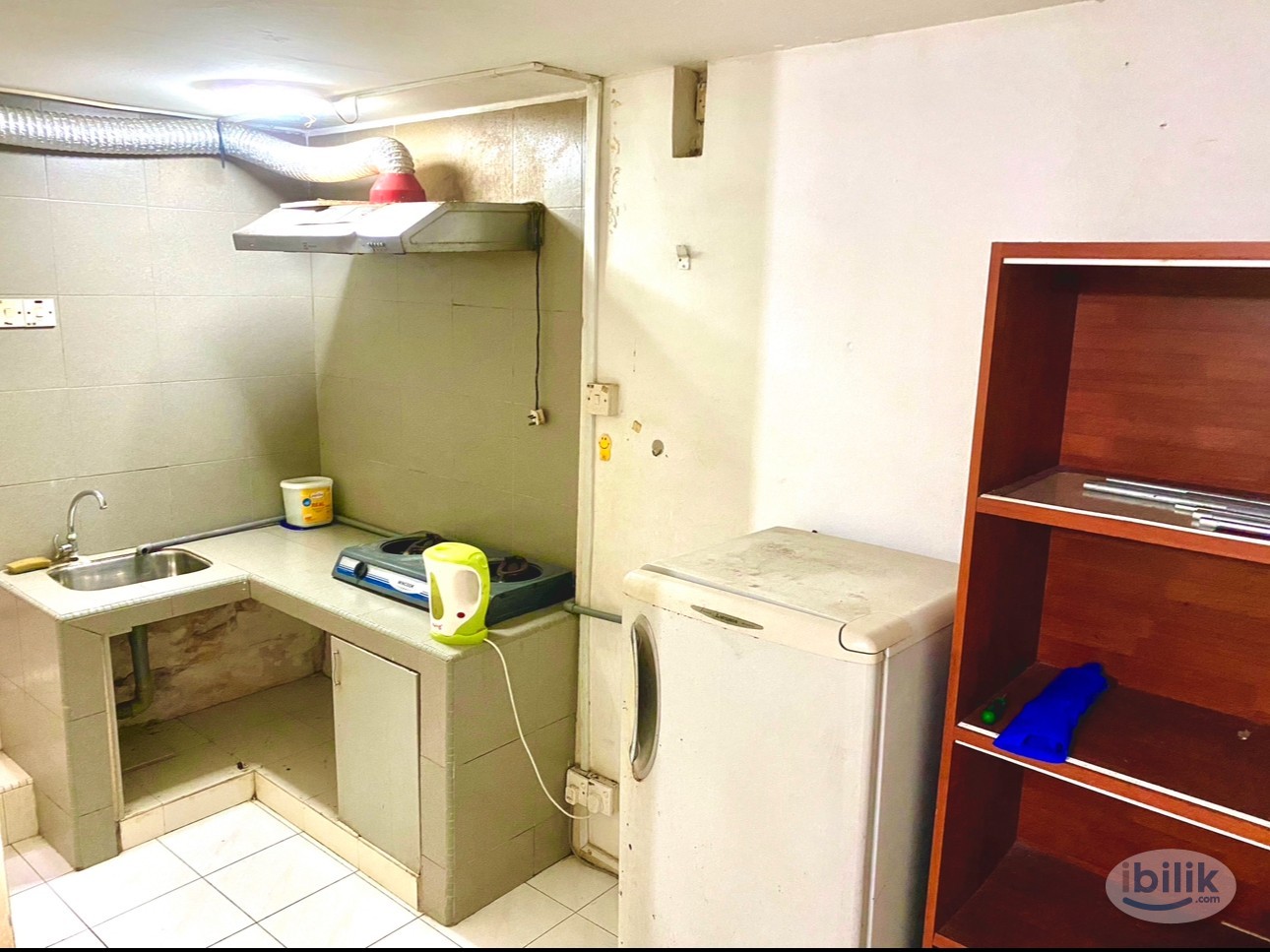 Image 3 of Single Furnished A/C (Wifi+Security+Free Parking) walk2 MRT - Room rental in 