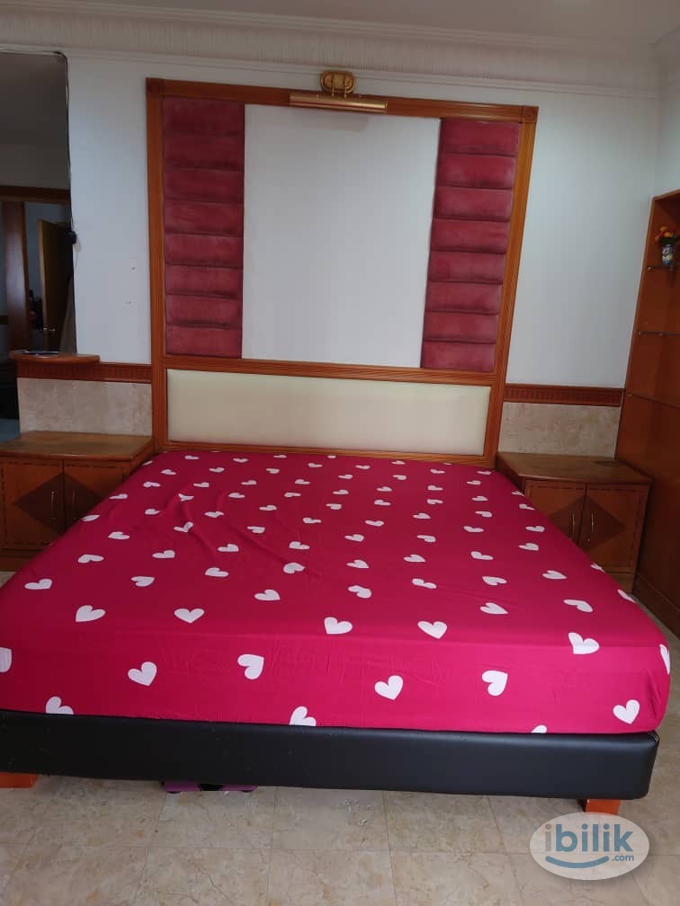 Image 1 of SS12 - Master Bedroom For Rent at Palm Spring Villa - Fully Furnished [Female only] - Room rental in 