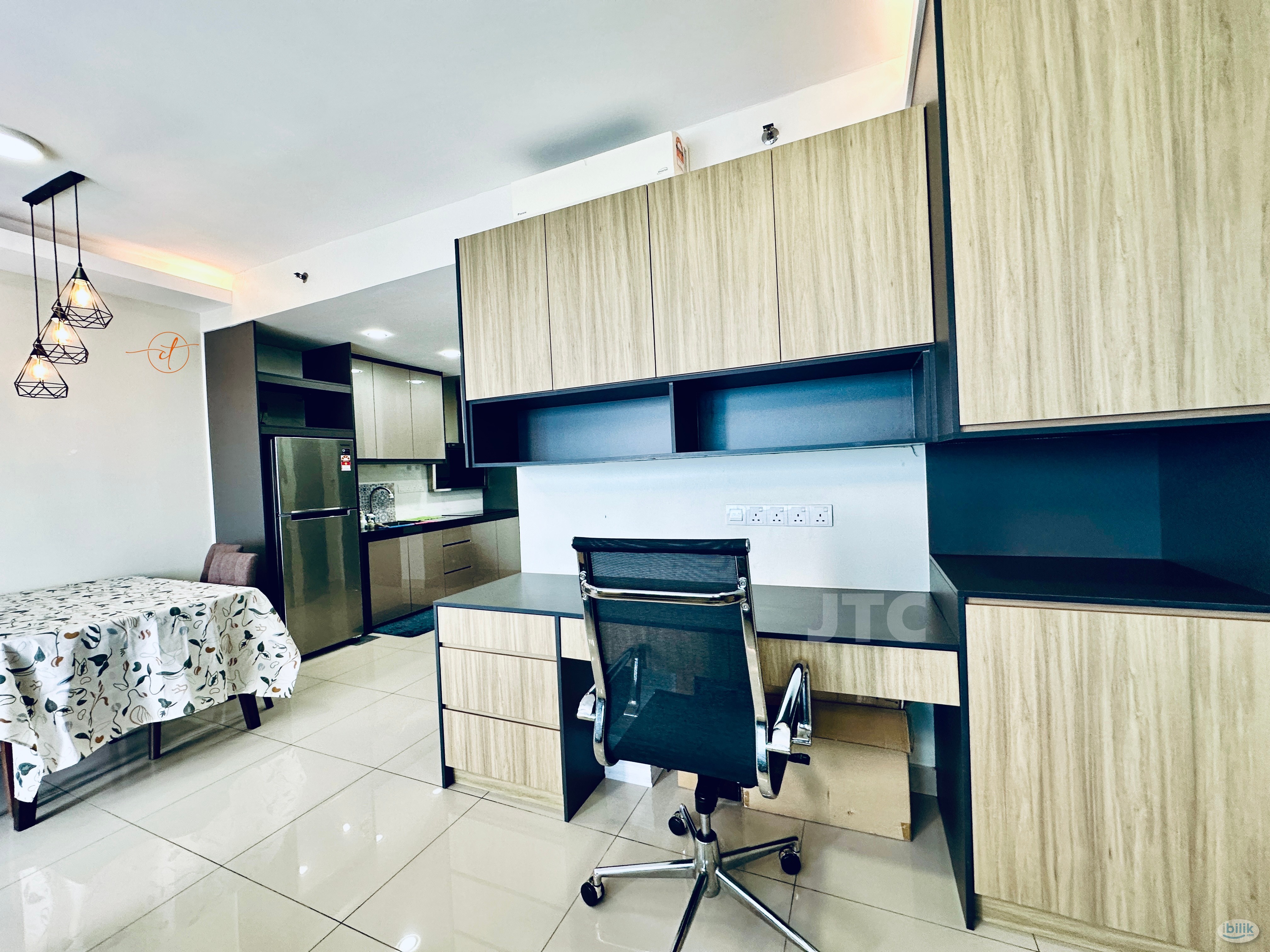 Image 2 of Rumah Cantik Studio at Trefoil, Setia Alam - Room rental in 