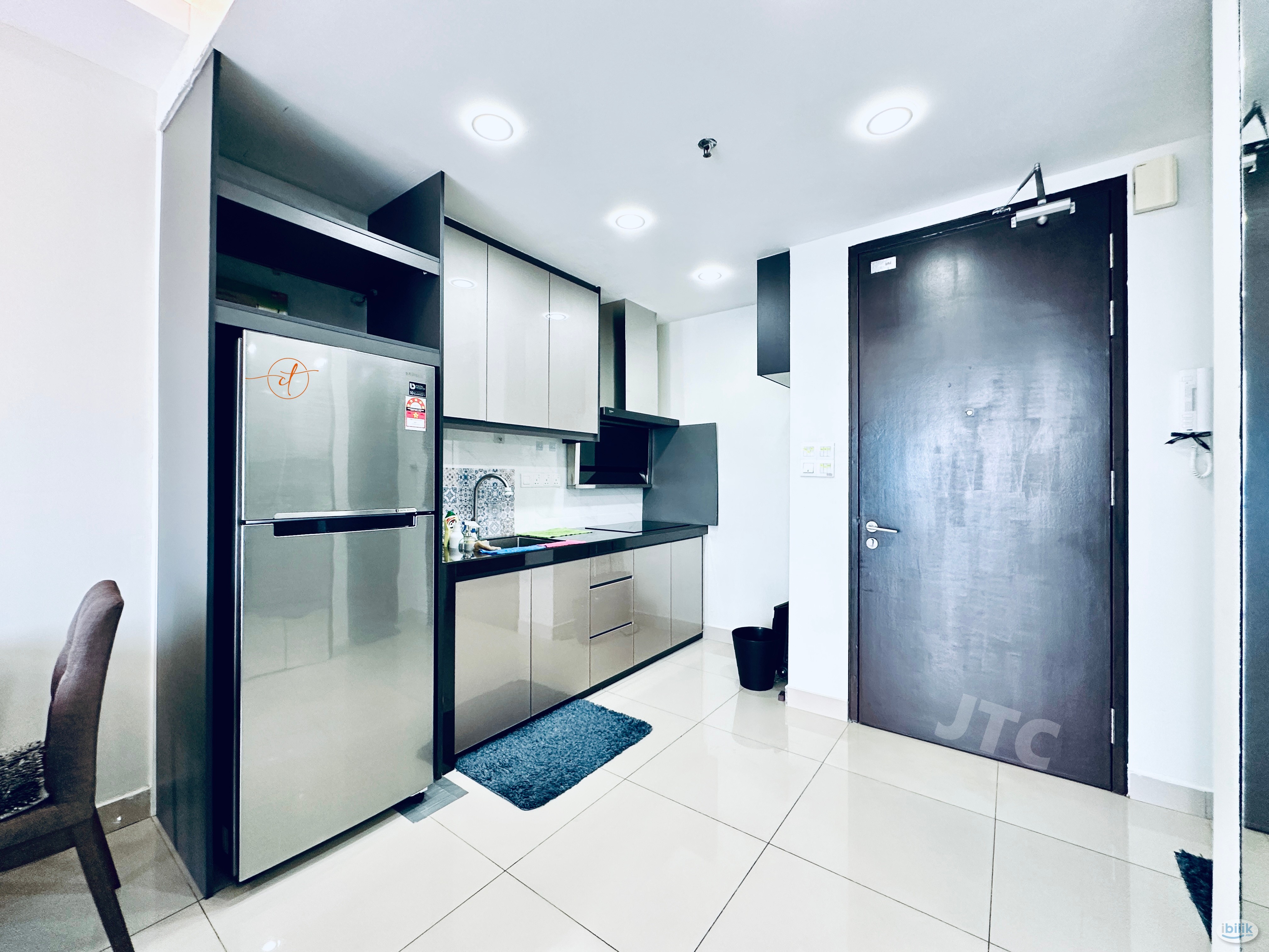 Image 3 of Rumah Cantik Studio at Trefoil, Setia Alam - Room rental in 