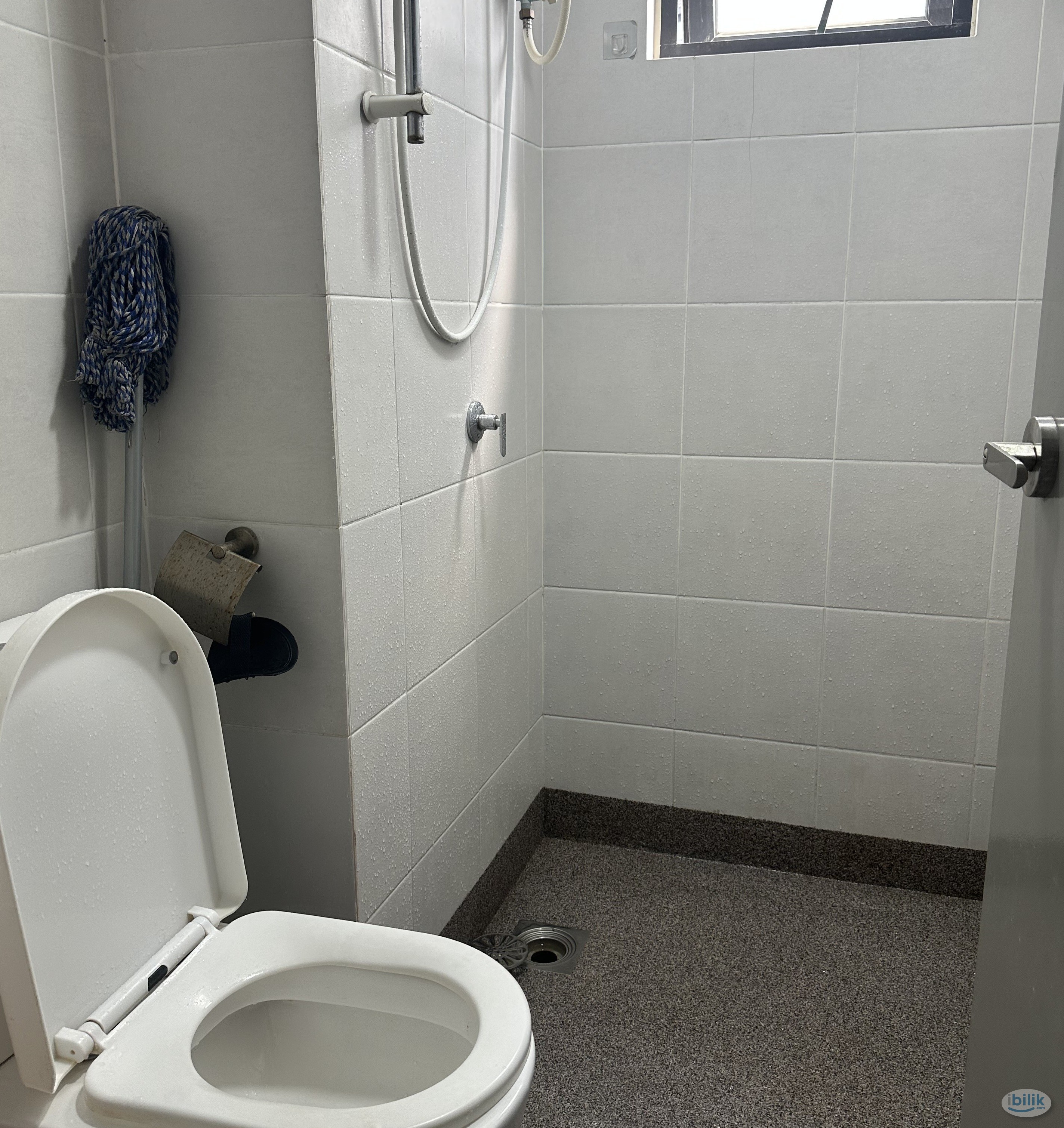 Image 1 of Middle Room at M Centura, Sentul - Room rental in 