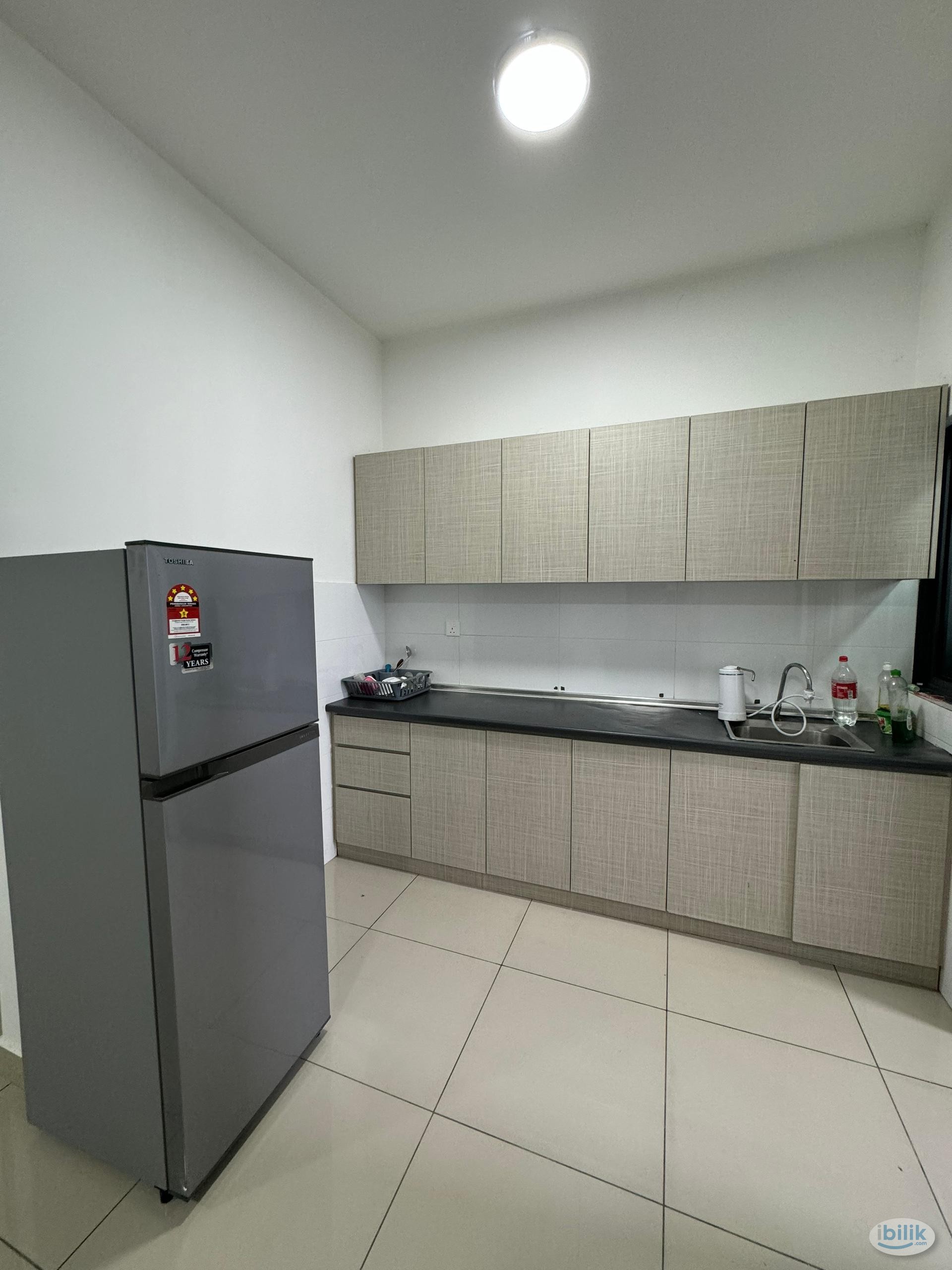 Image 4 of 🌟SPACIOUS Master Room Private Bathroom @KEPONG | Fully Furnished, Mixed Unit | Move-In Anytime! 🏠 - Room rental in 