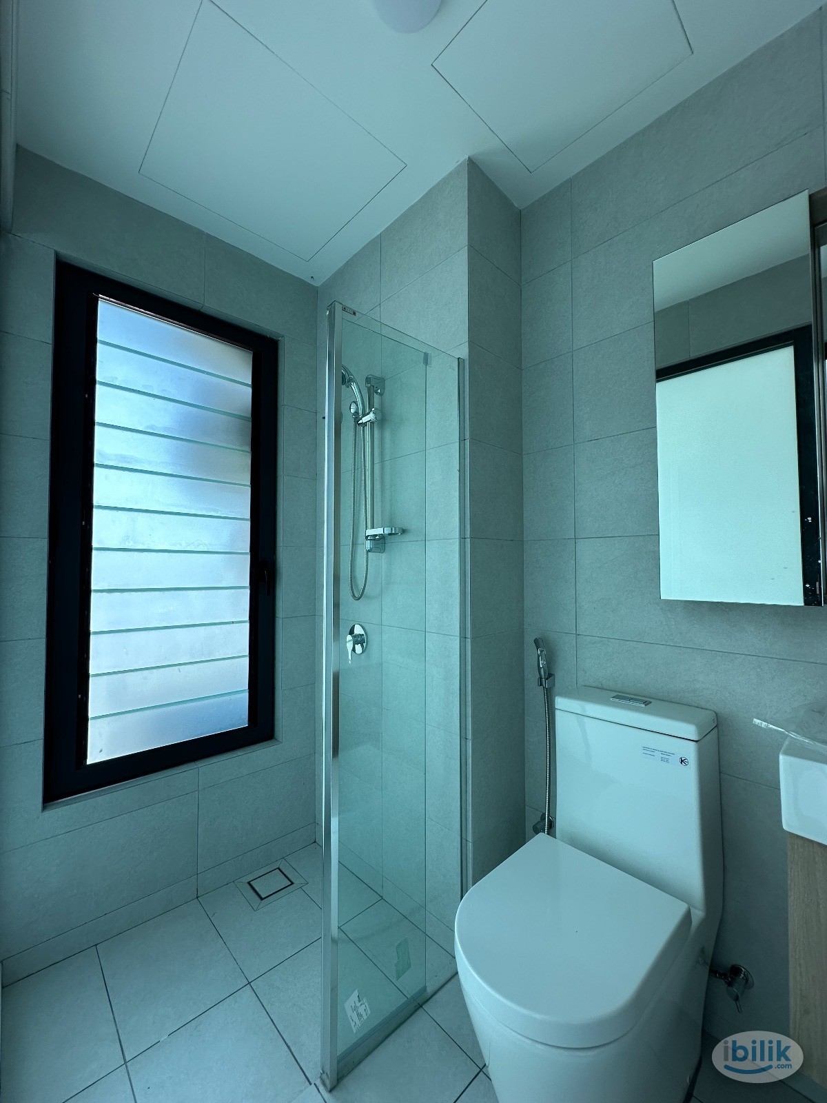 Image 3 of Middle Room at Batu Kawan, Seberang Perai - Room rental in 